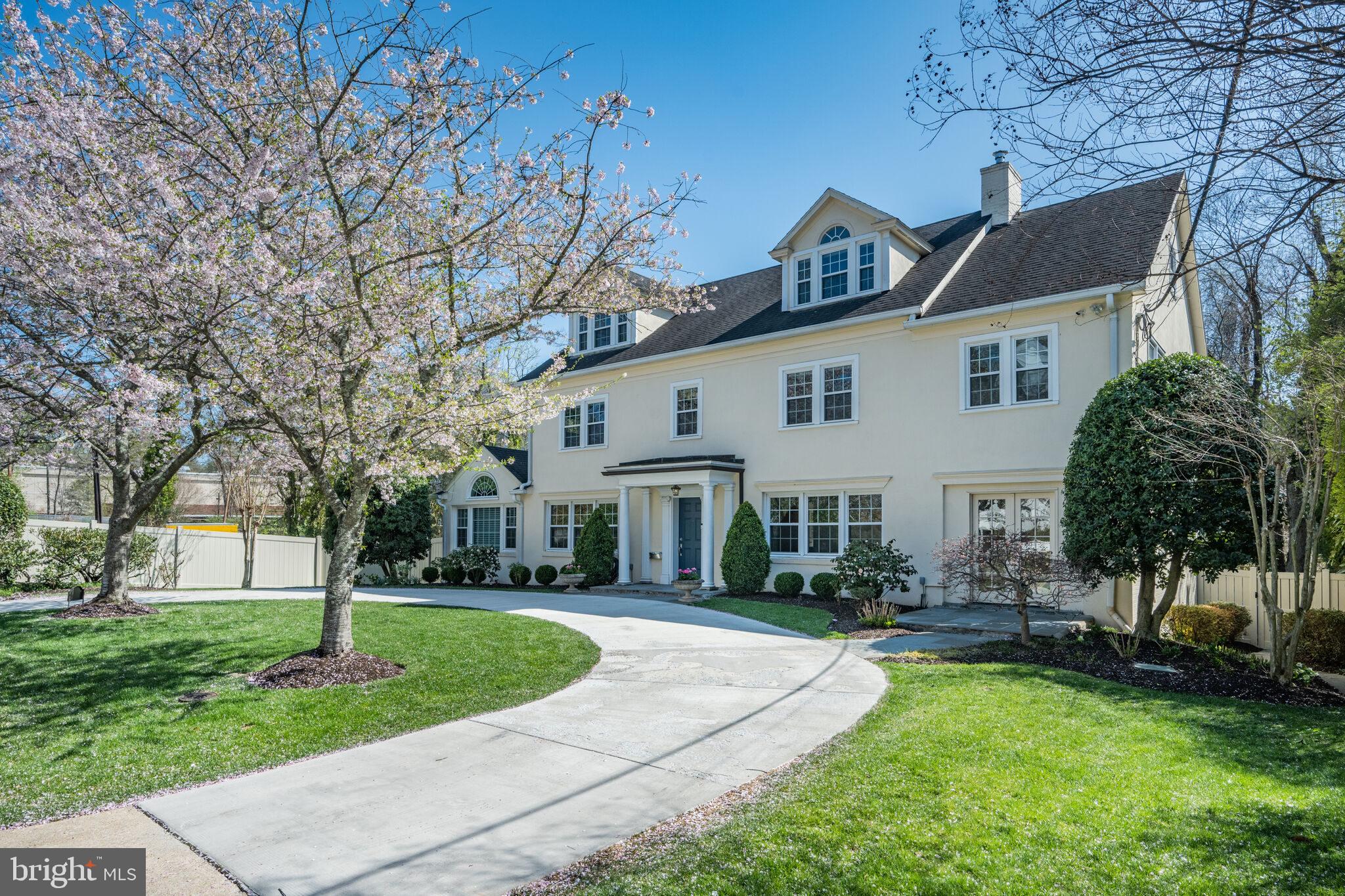 KENWOOD - Residential
