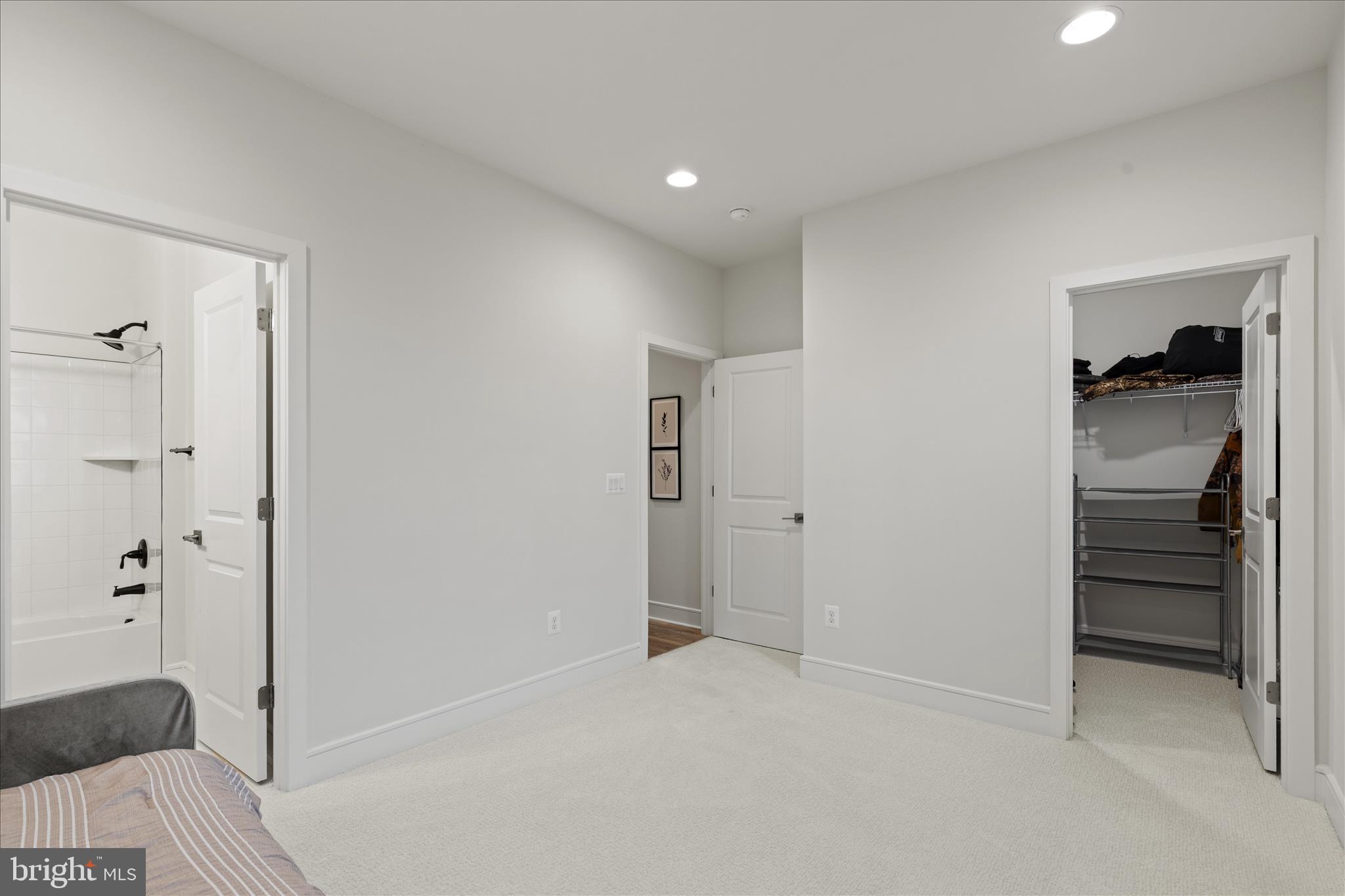 HARTLAND - Residential