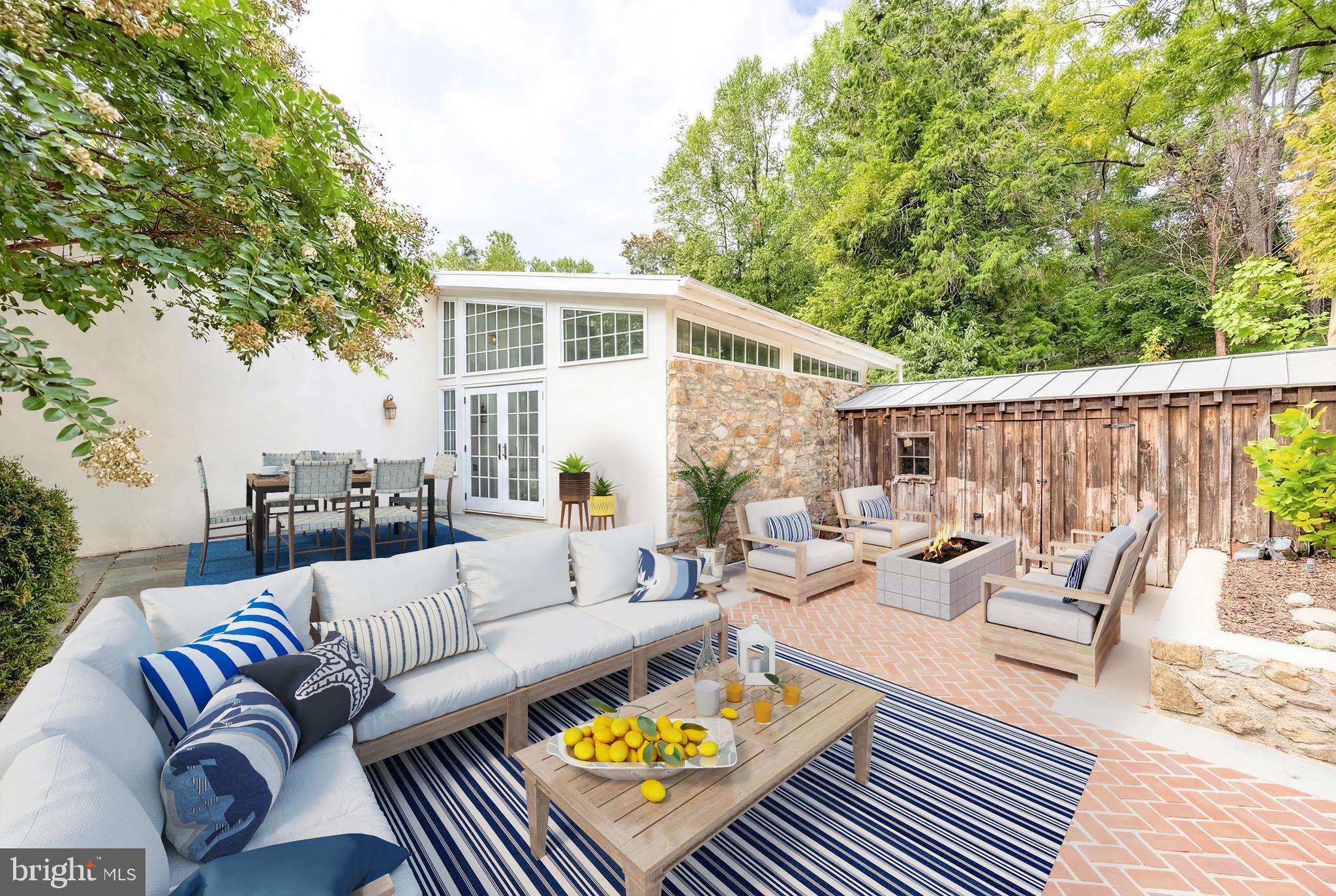 SMOKEHOUSE FARMS - Residential