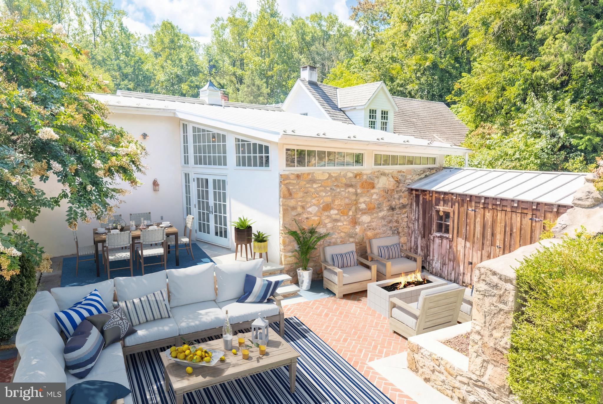 SMOKEHOUSE FARMS - Residential
