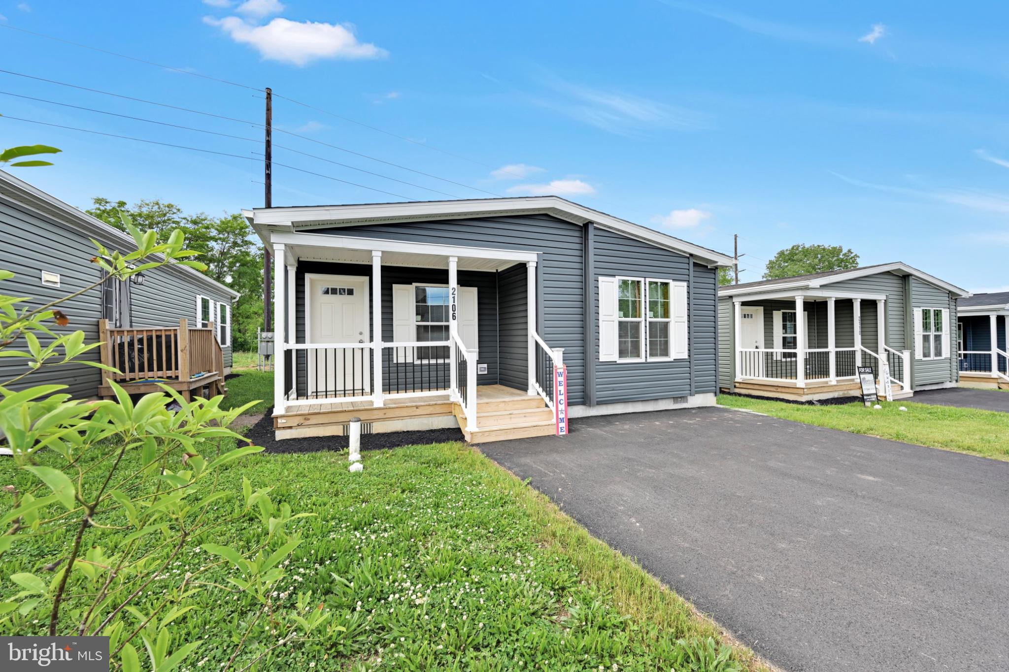 MAGNOLIA PLACE - Residential