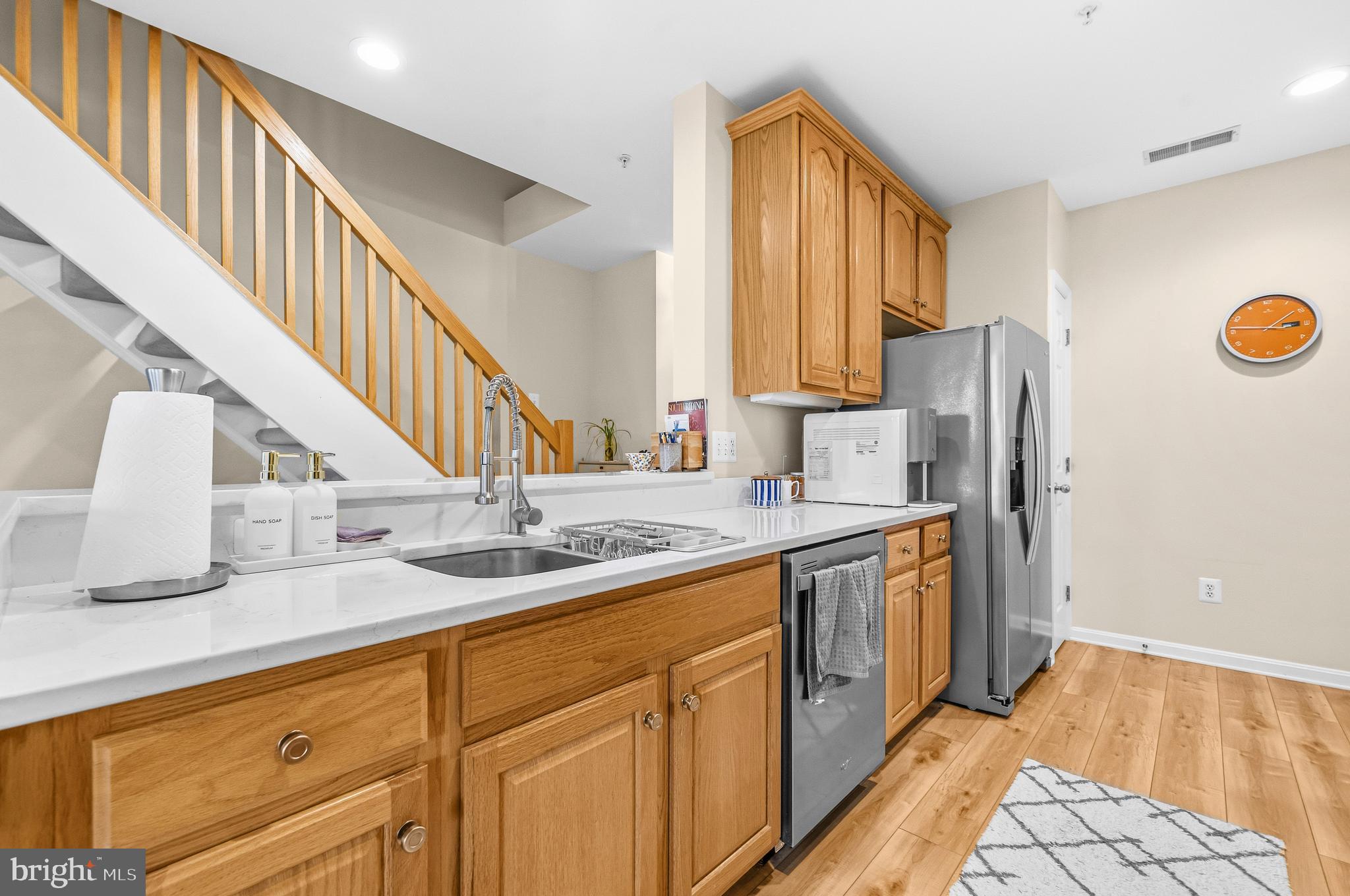 LAKESIDE AT SOUTH RIDING - Residential