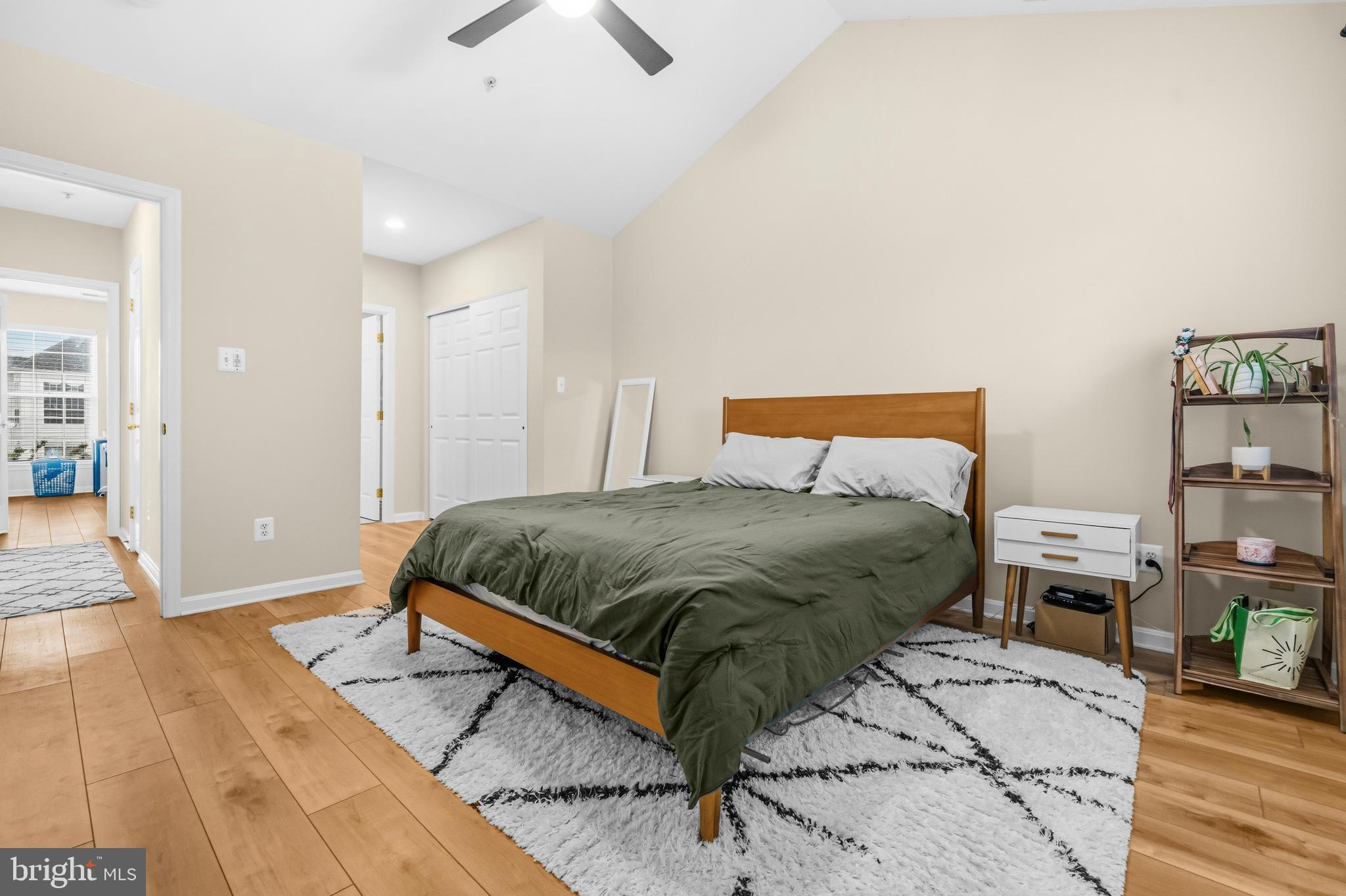 LAKESIDE AT SOUTH RIDING - Residential