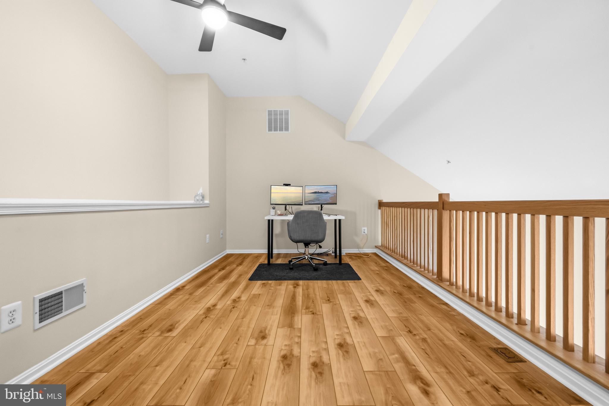 LAKESIDE AT SOUTH RIDING - Residential