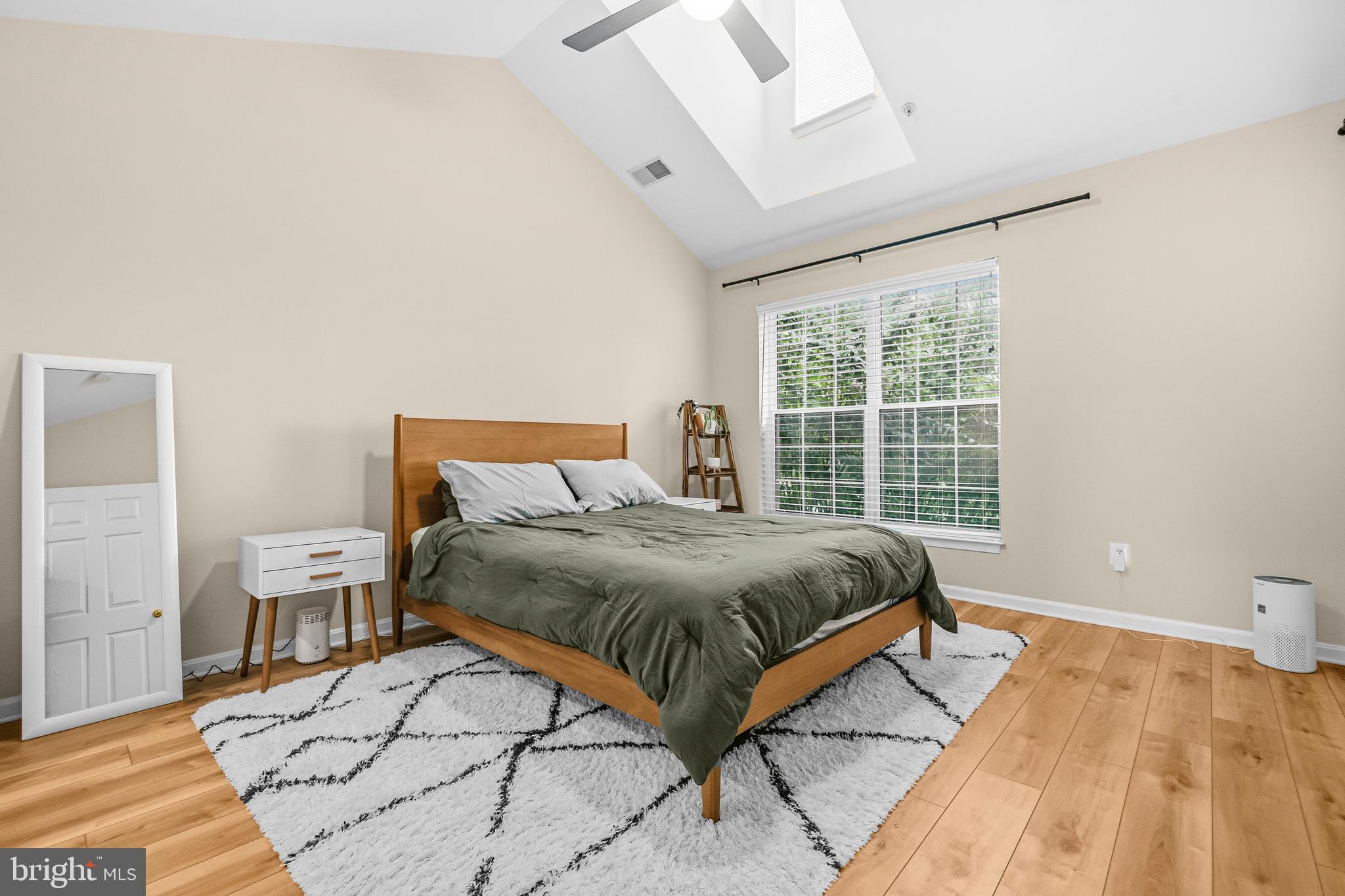 LAKESIDE AT SOUTH RIDING - Residential