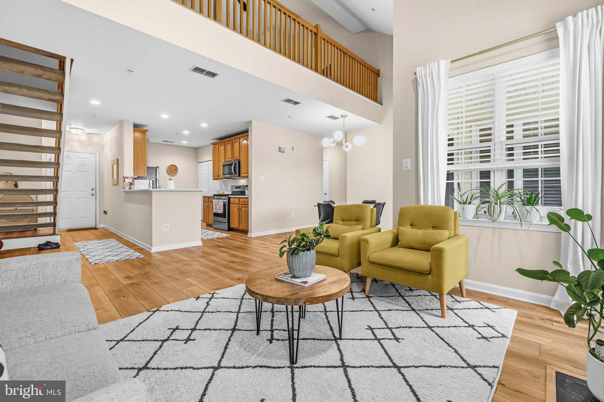 LAKESIDE AT SOUTH RIDING - Residential
