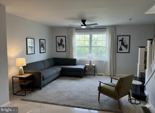 KINGSLEY COURT - Residential