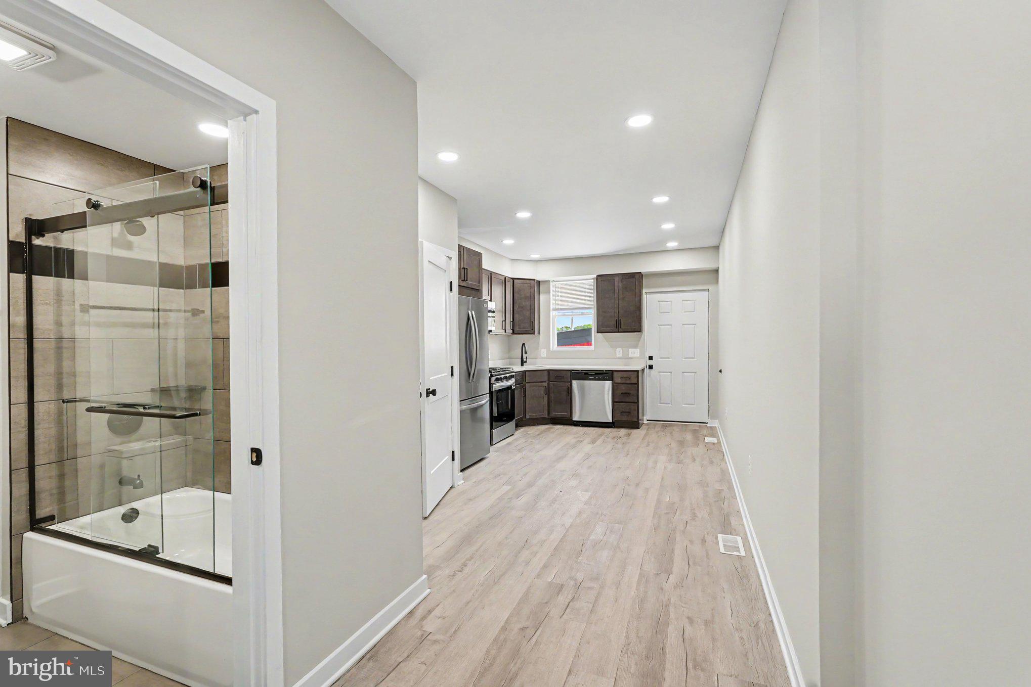 HARWOOD - Residential
