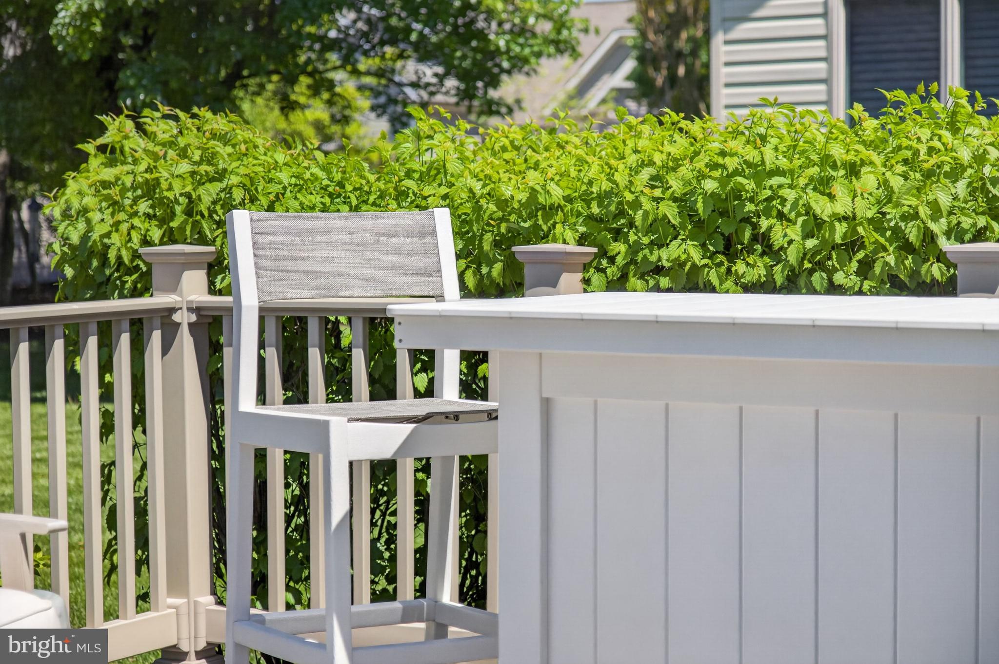 BAY COLONY - Residential