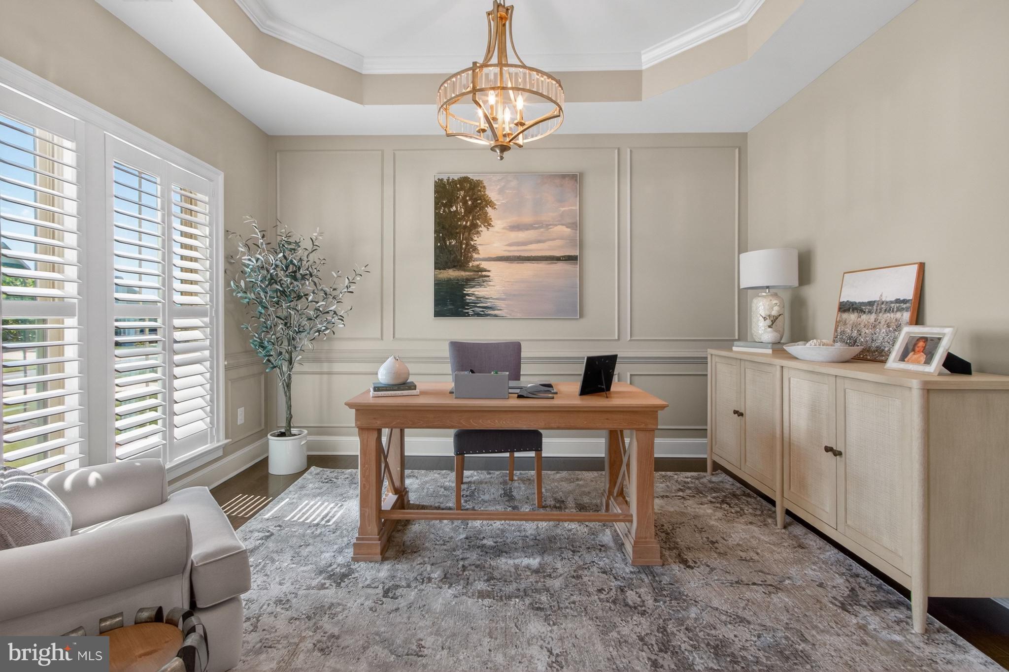 BAY COLONY - Residential