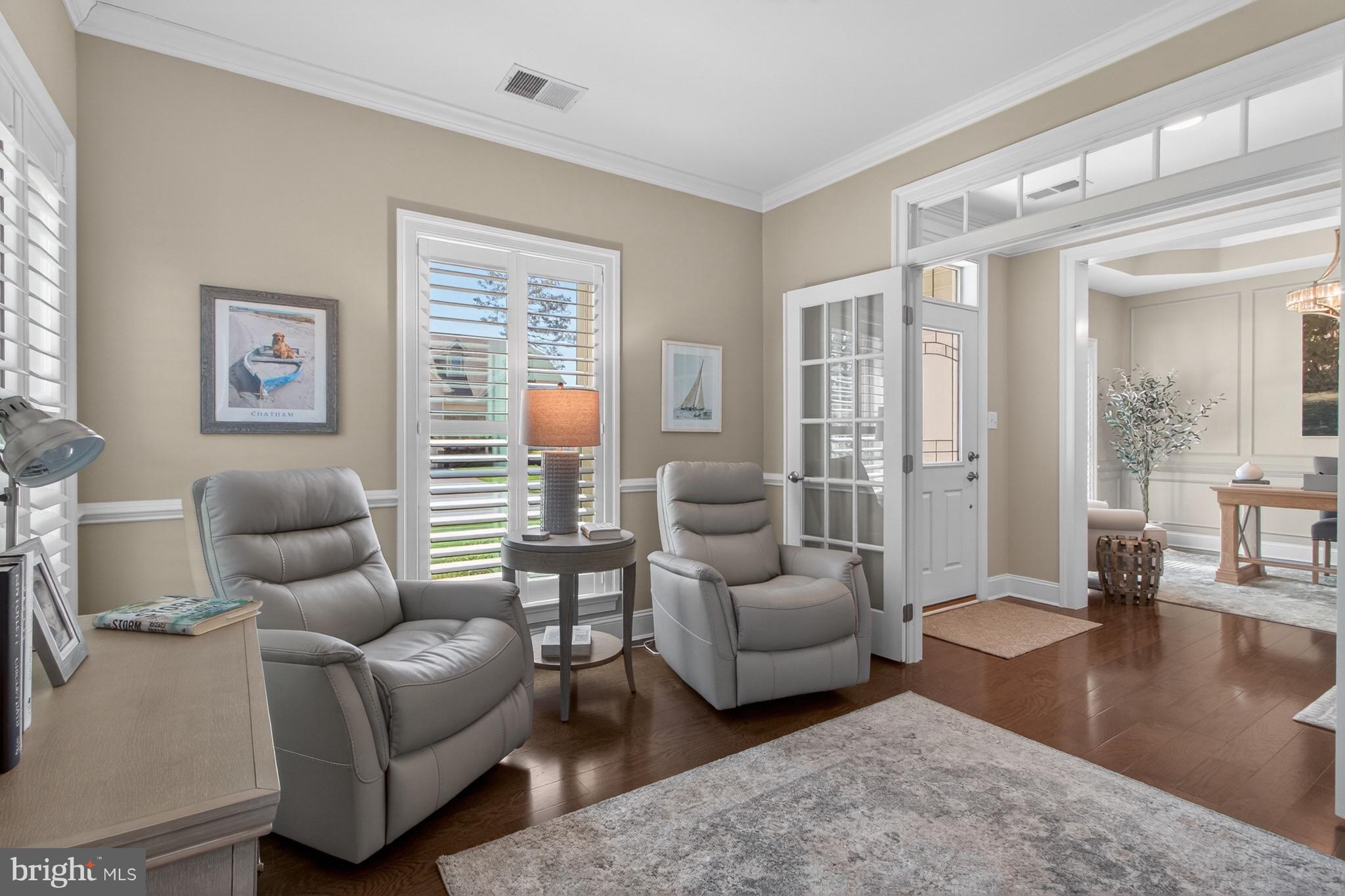 BAY COLONY - Residential