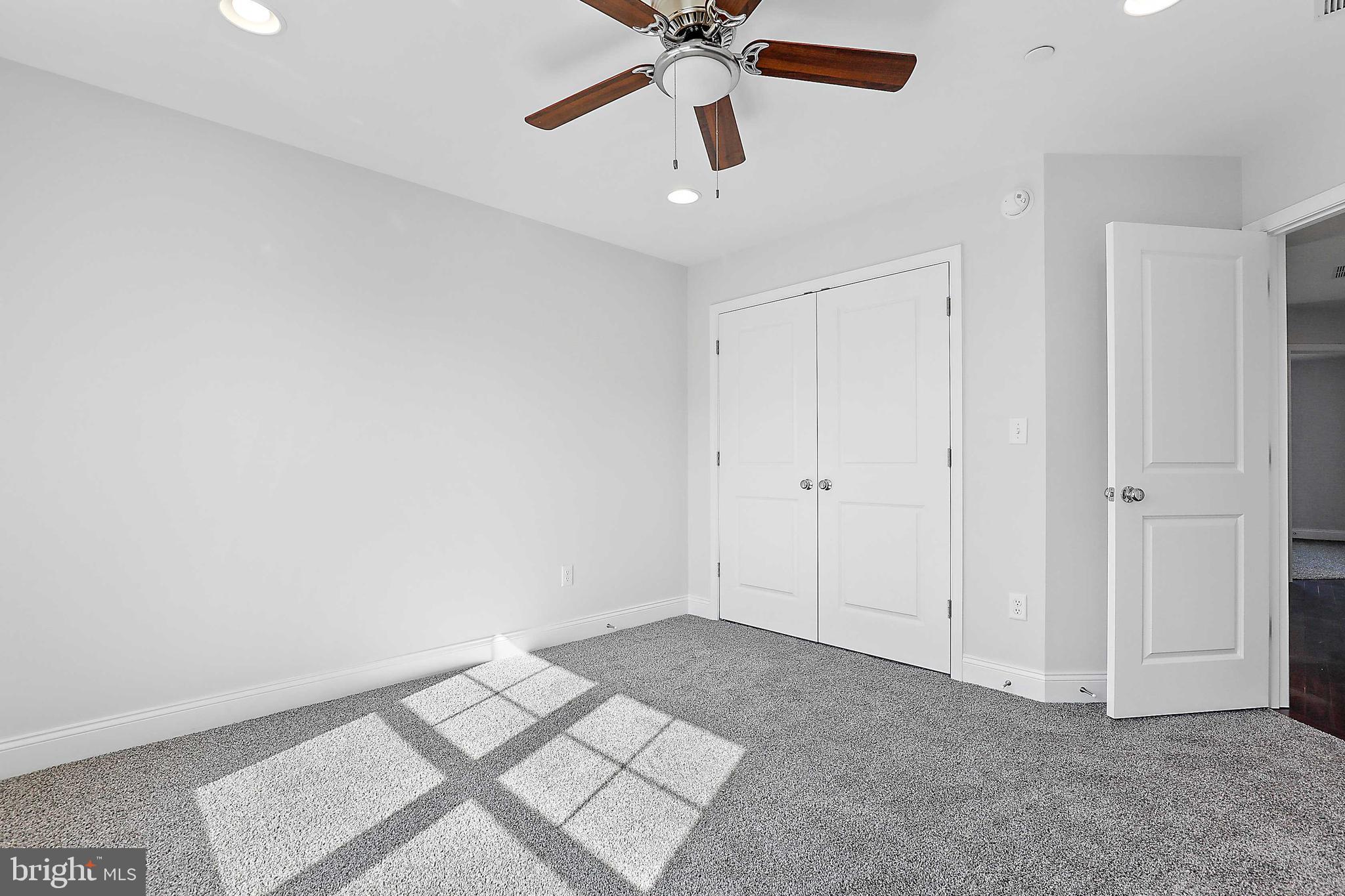 OAKDALE WOODS - Residential