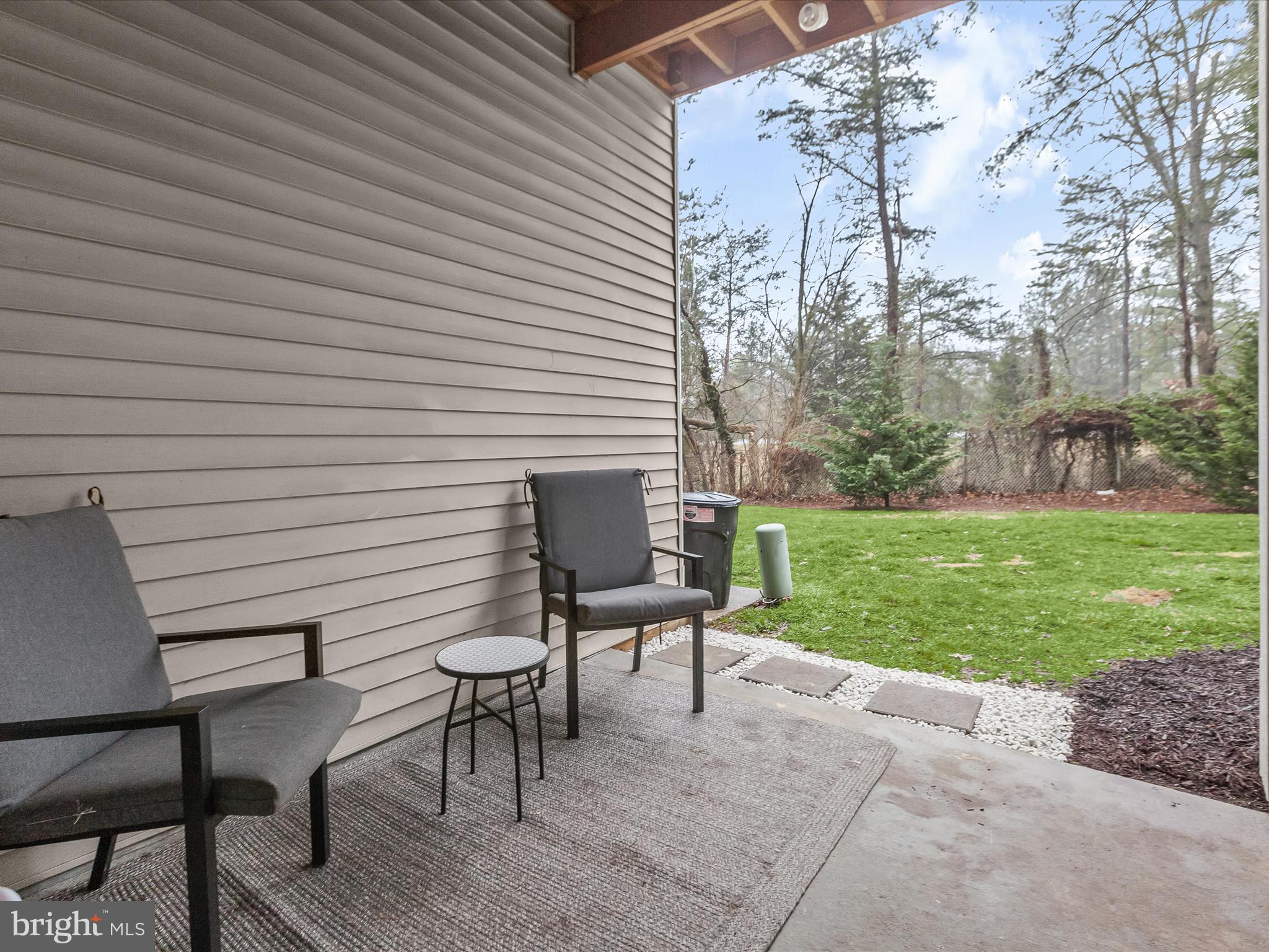 RIVERCHASE CONDOS - Residential