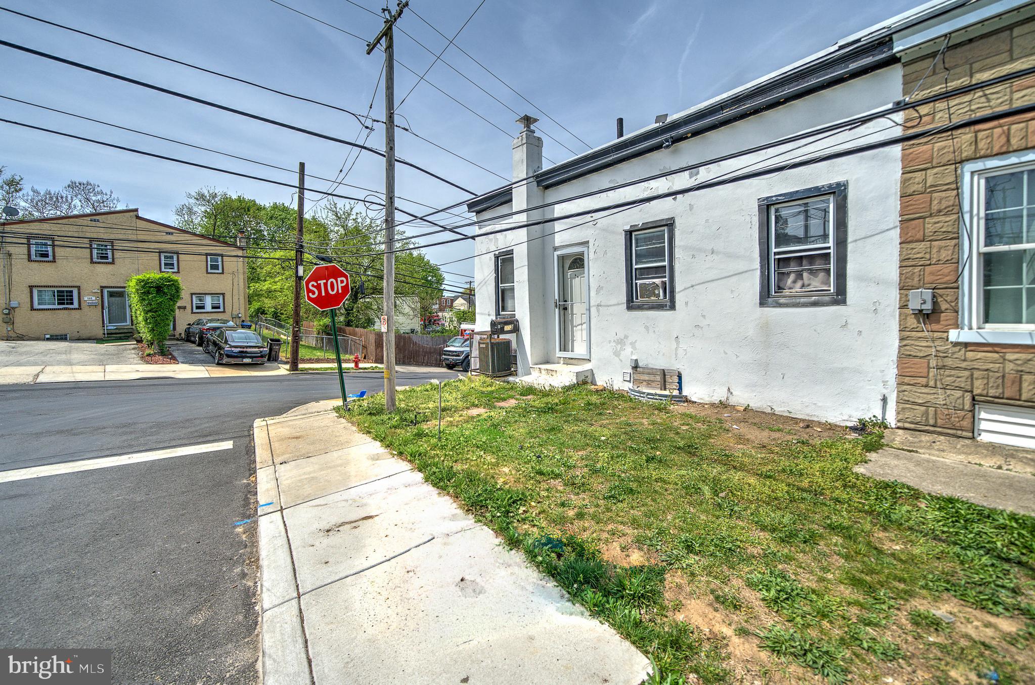 NORRISTOWN - Residential
