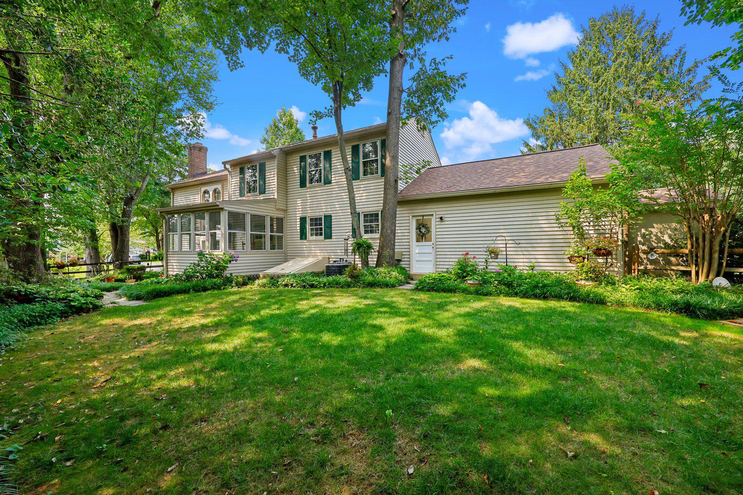 NORBECK ESTATES - Residential