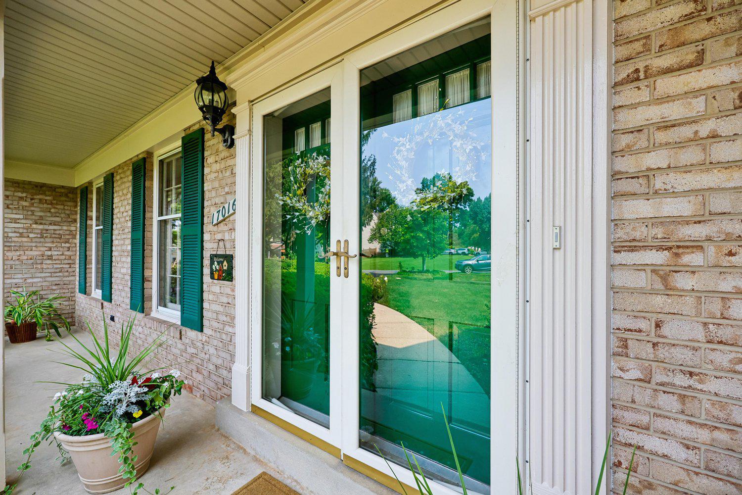 NORBECK ESTATES - Residential