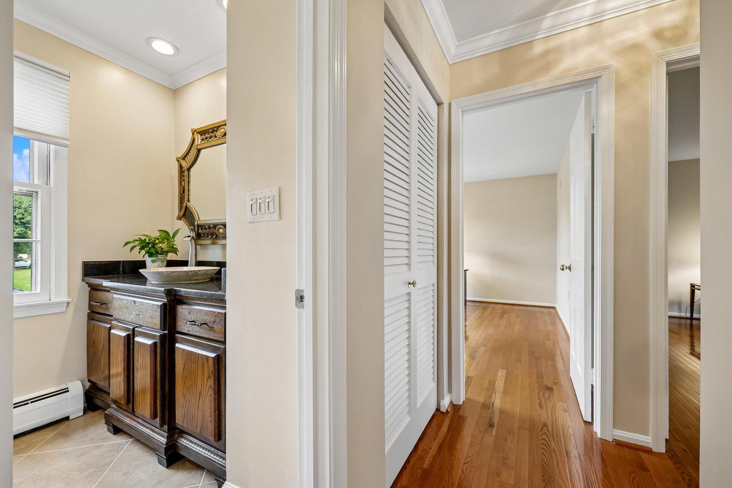 NORBECK ESTATES - Residential