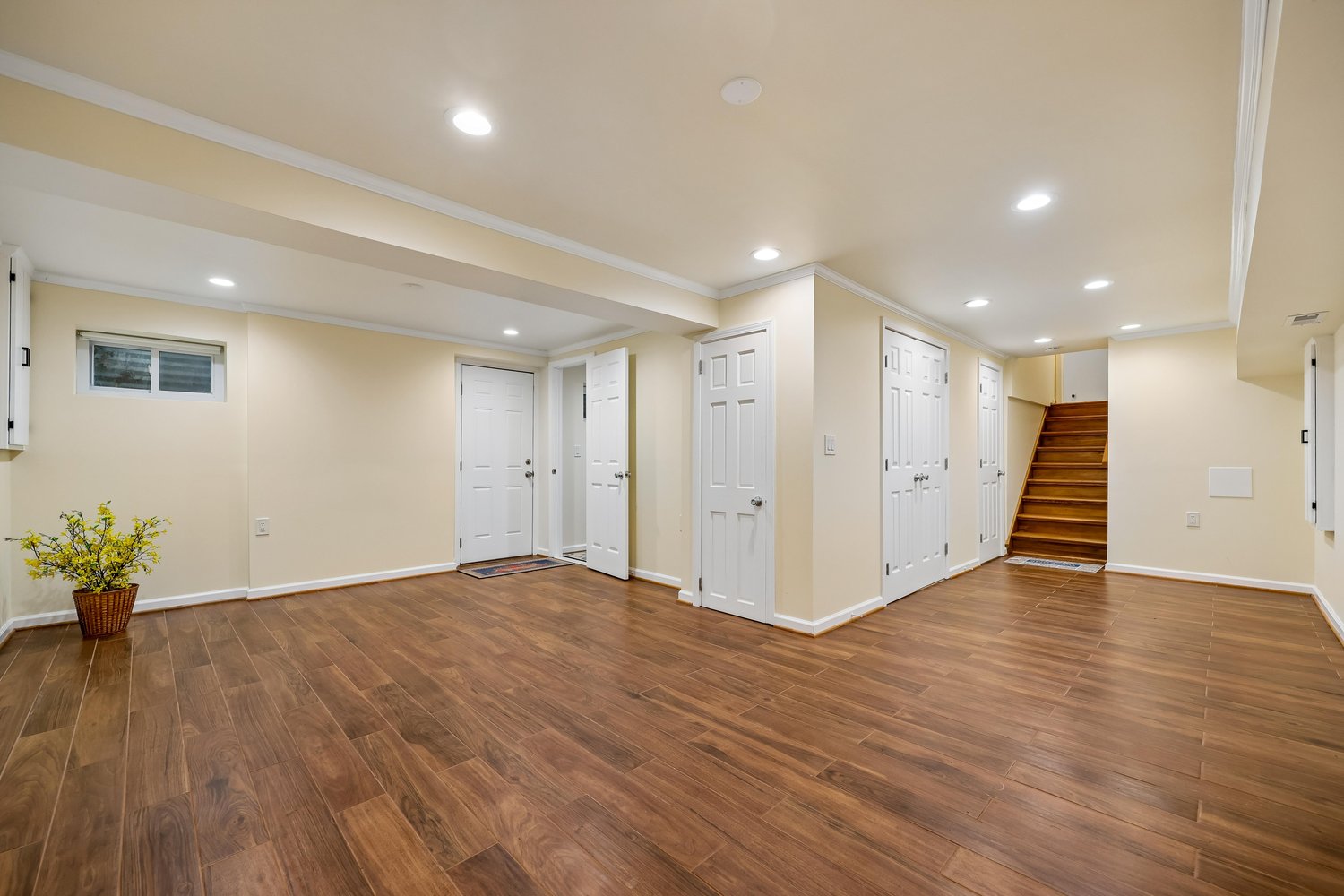 NORBECK ESTATES - Residential