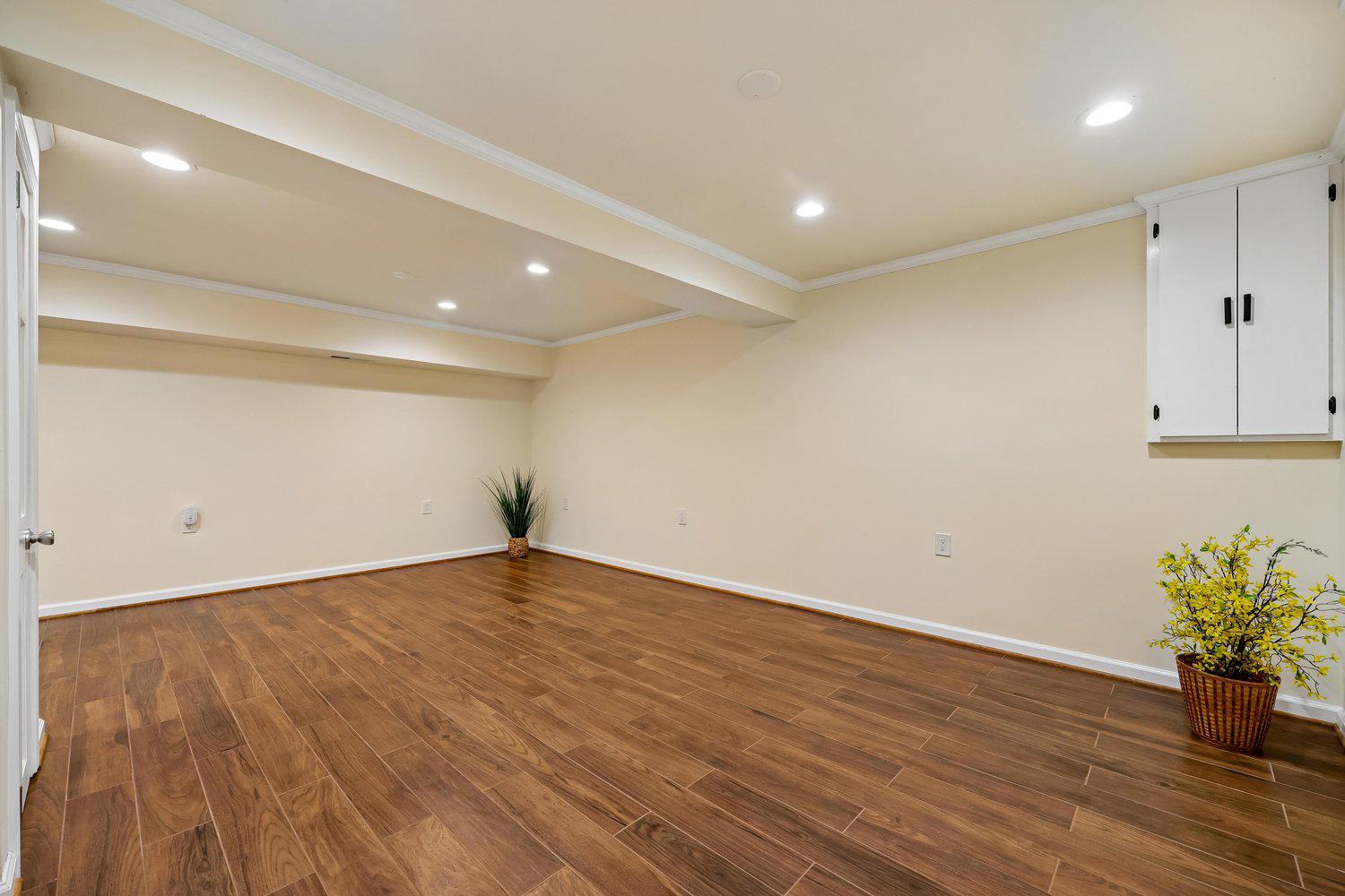 NORBECK ESTATES - Residential