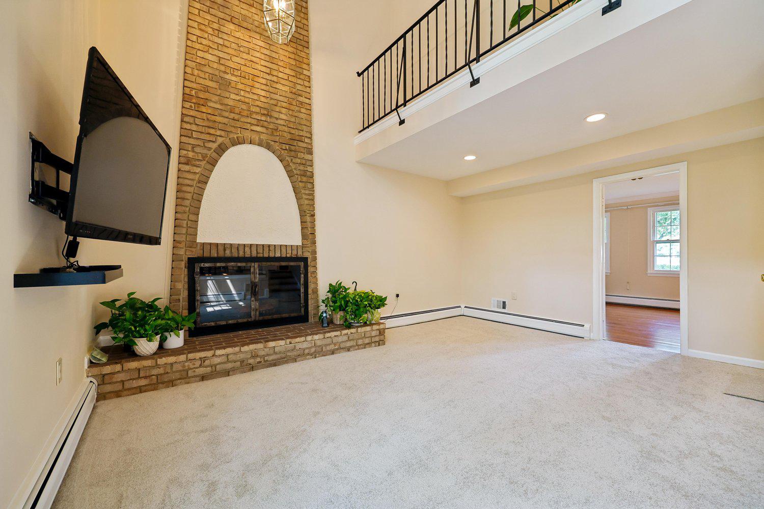 NORBECK ESTATES - Residential