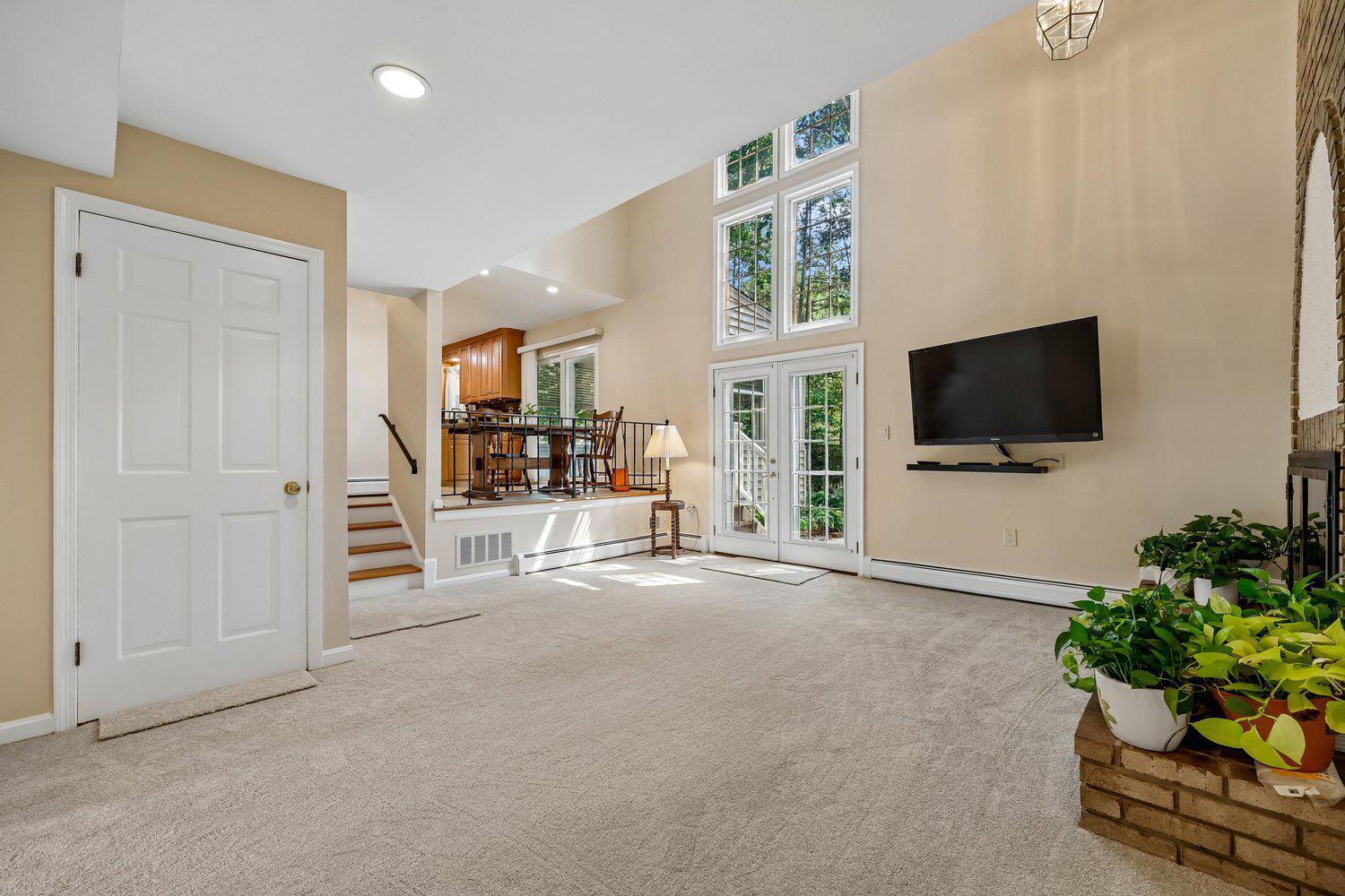 NORBECK ESTATES - Residential