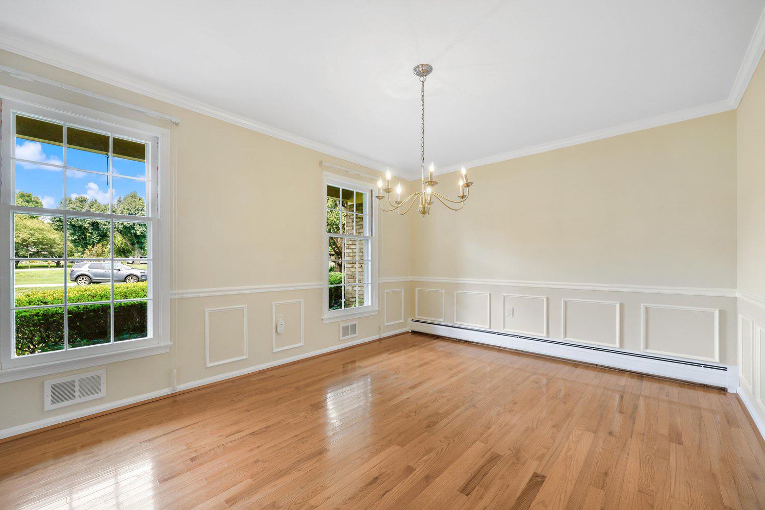 NORBECK ESTATES - Residential
