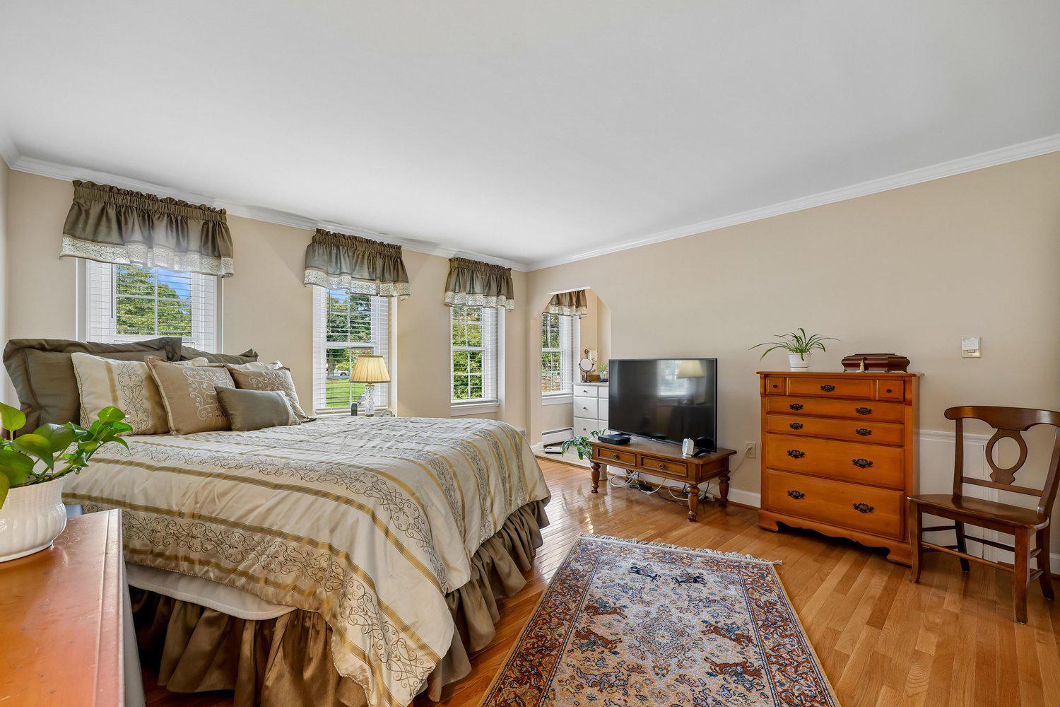 NORBECK ESTATES - Residential
