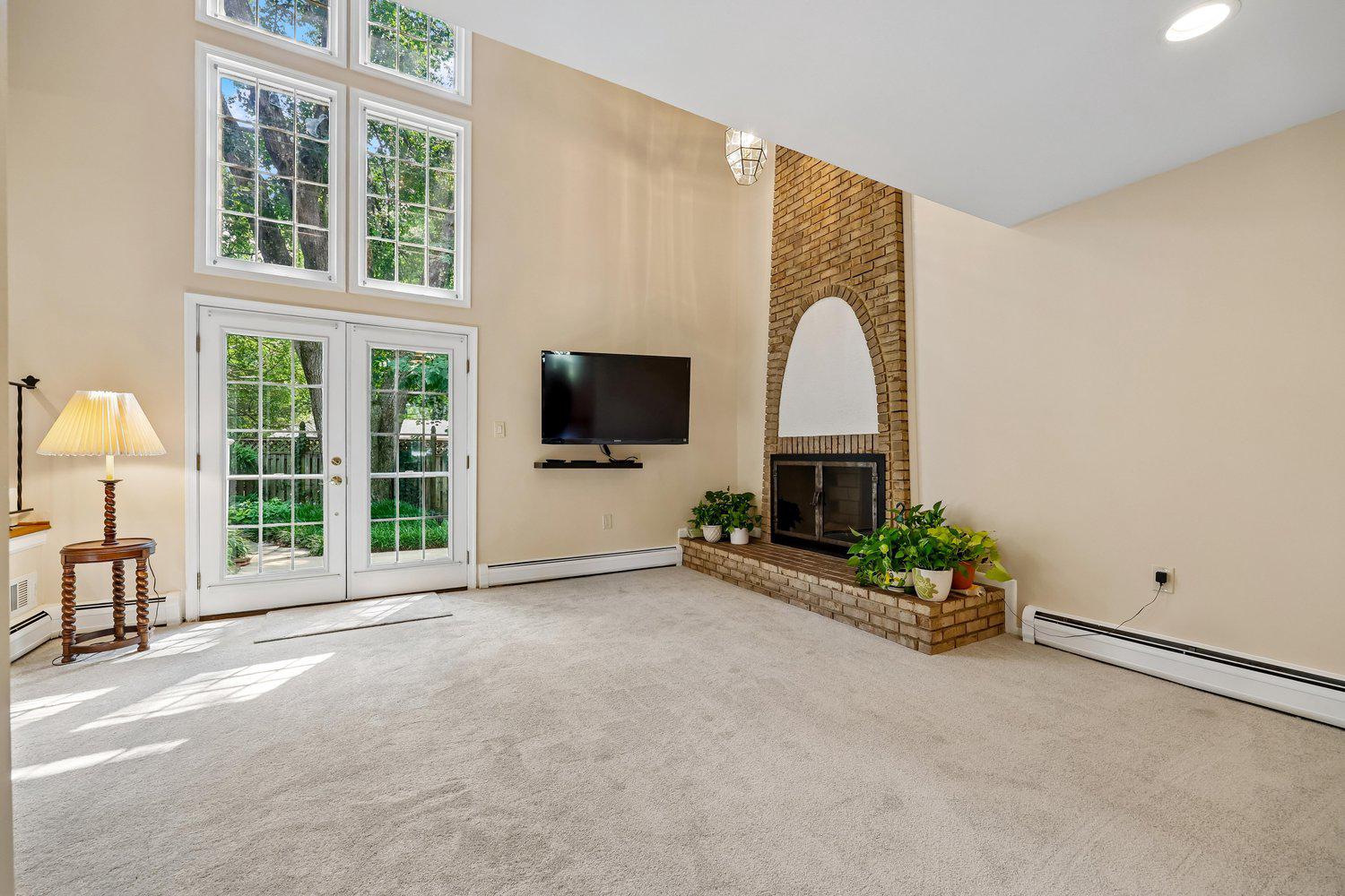 NORBECK ESTATES - Residential