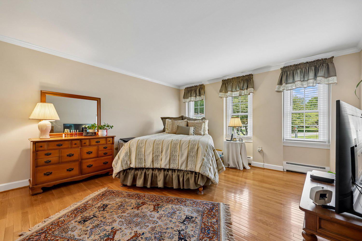 NORBECK ESTATES - Residential