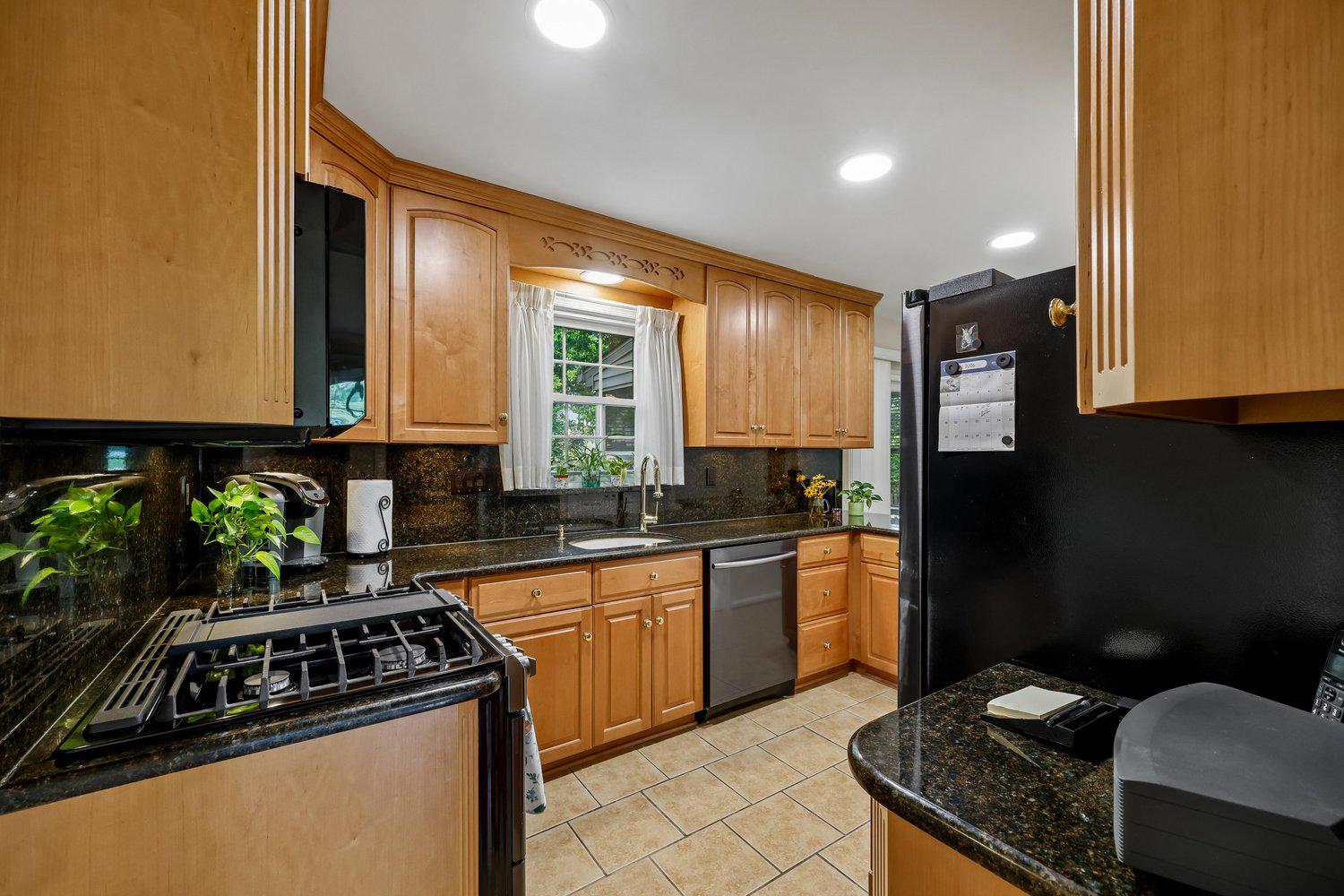 NORBECK ESTATES - Residential
