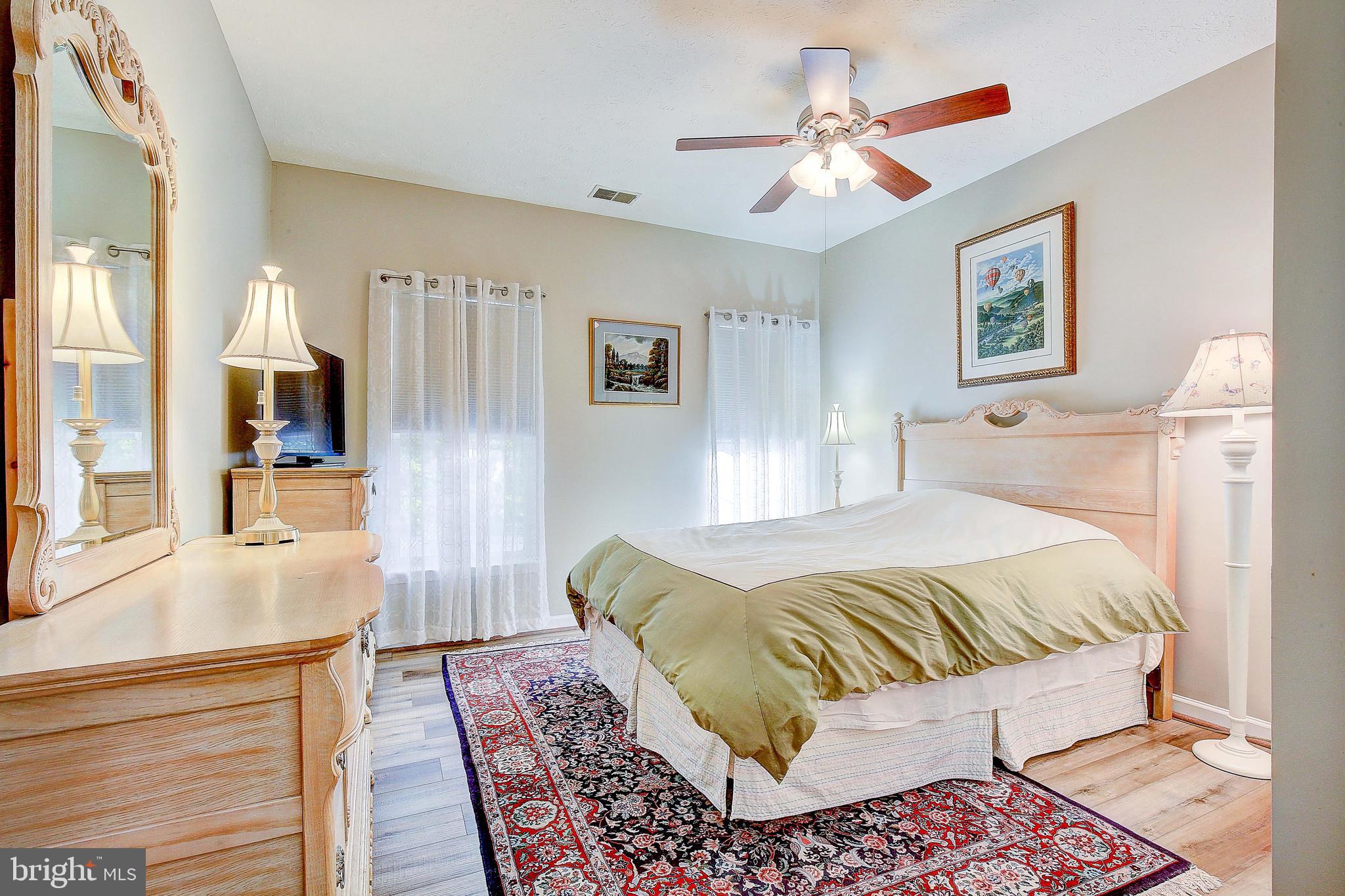 PINEY ORCHARD - Residential