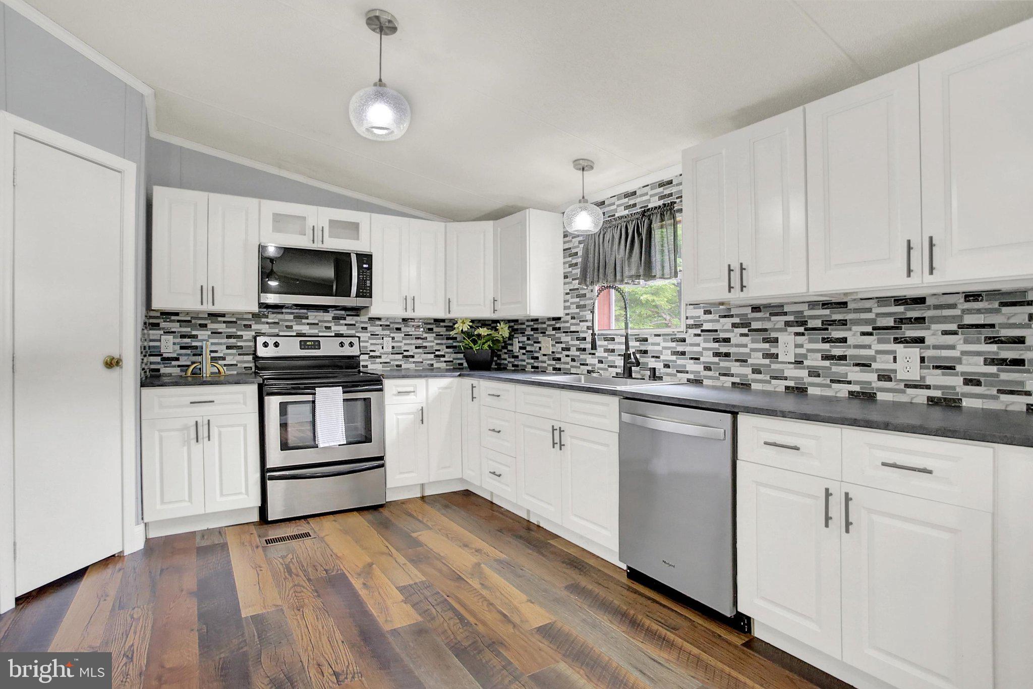 SOUTH MOUNTAIN - Residential