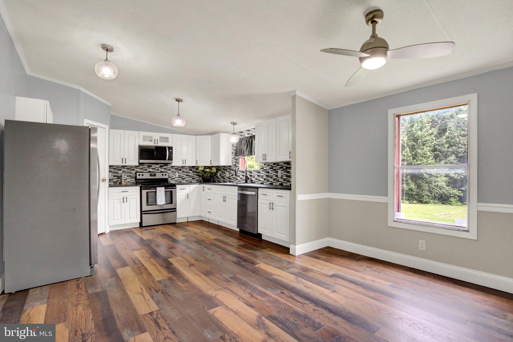 SOUTH MOUNTAIN - Residential