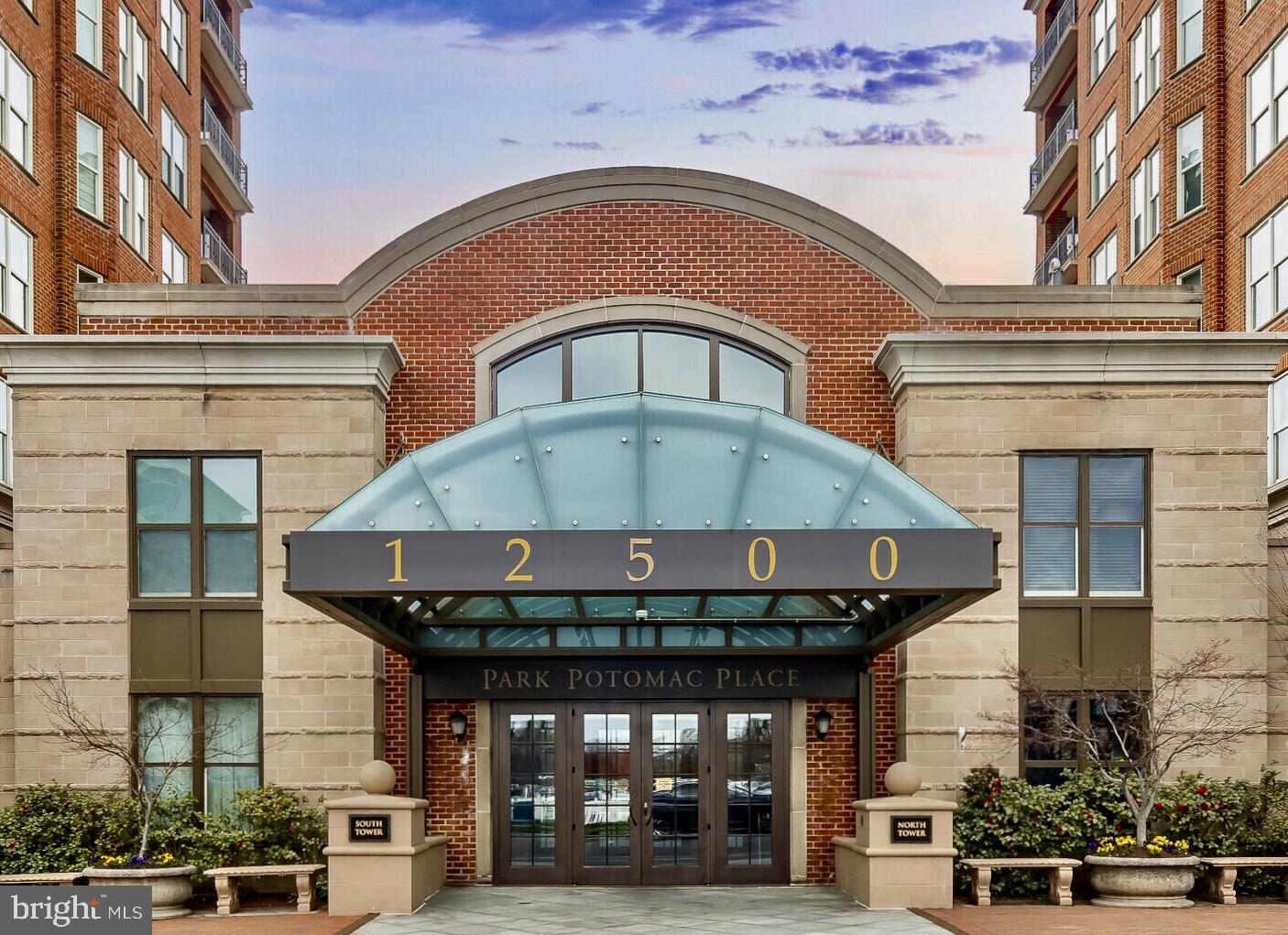 PARK POTOMAC - Residential