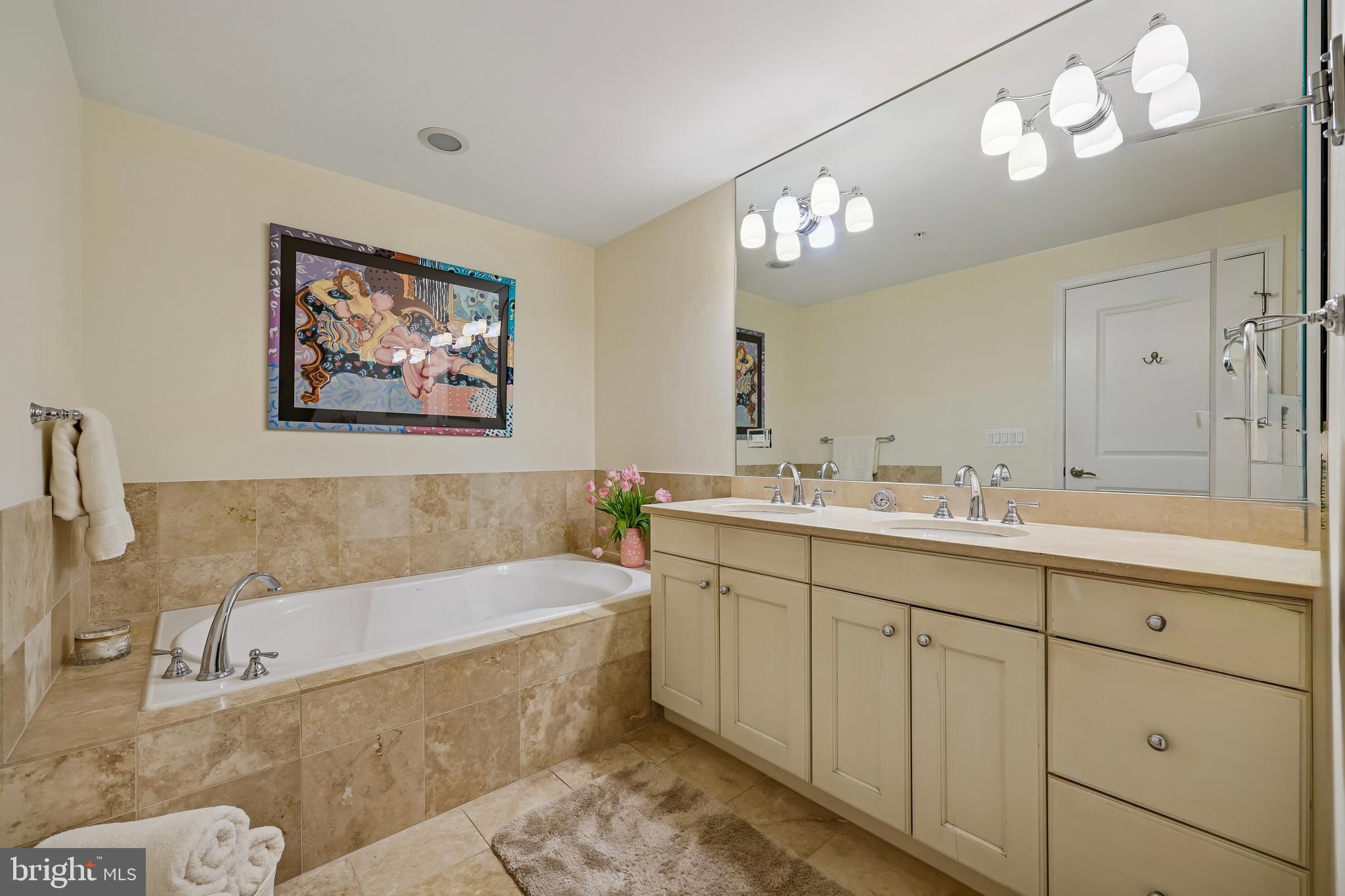 PARK POTOMAC - Residential