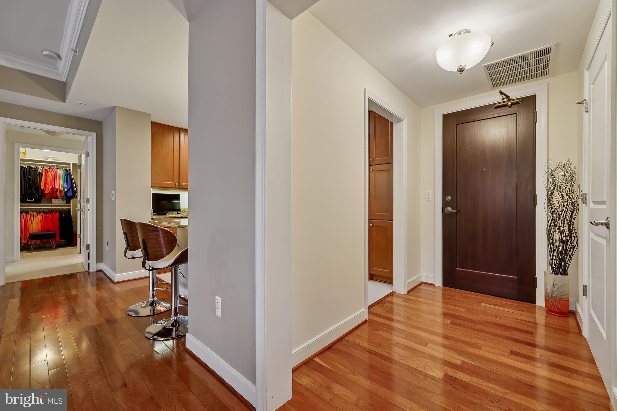 PARK POTOMAC - Residential