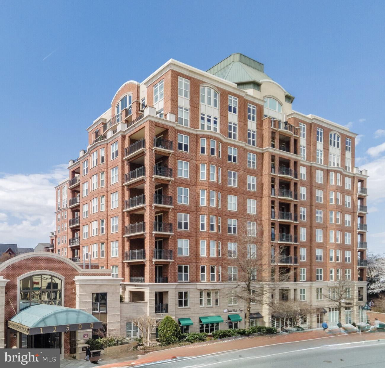 PARK POTOMAC - Residential