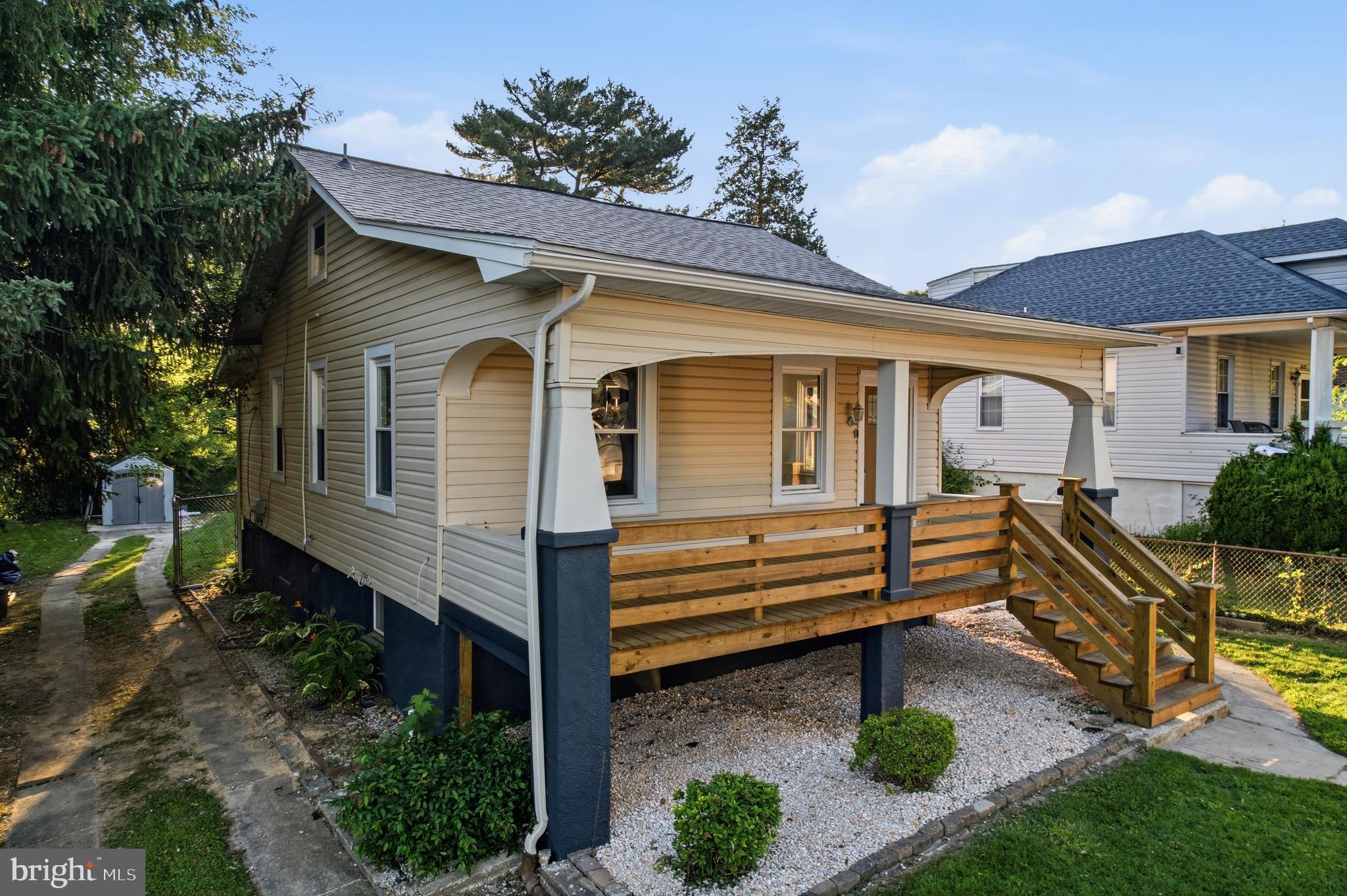 HAMILTON HILLS - Residential