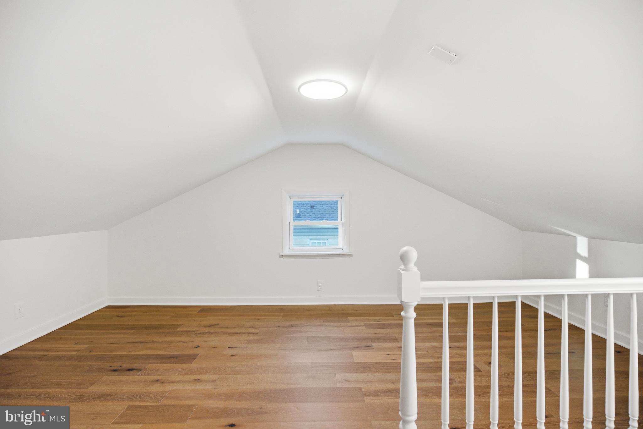 HAMILTON HILLS - Residential