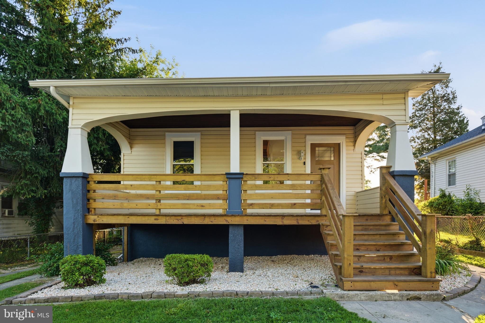 HAMILTON HILLS - Residential