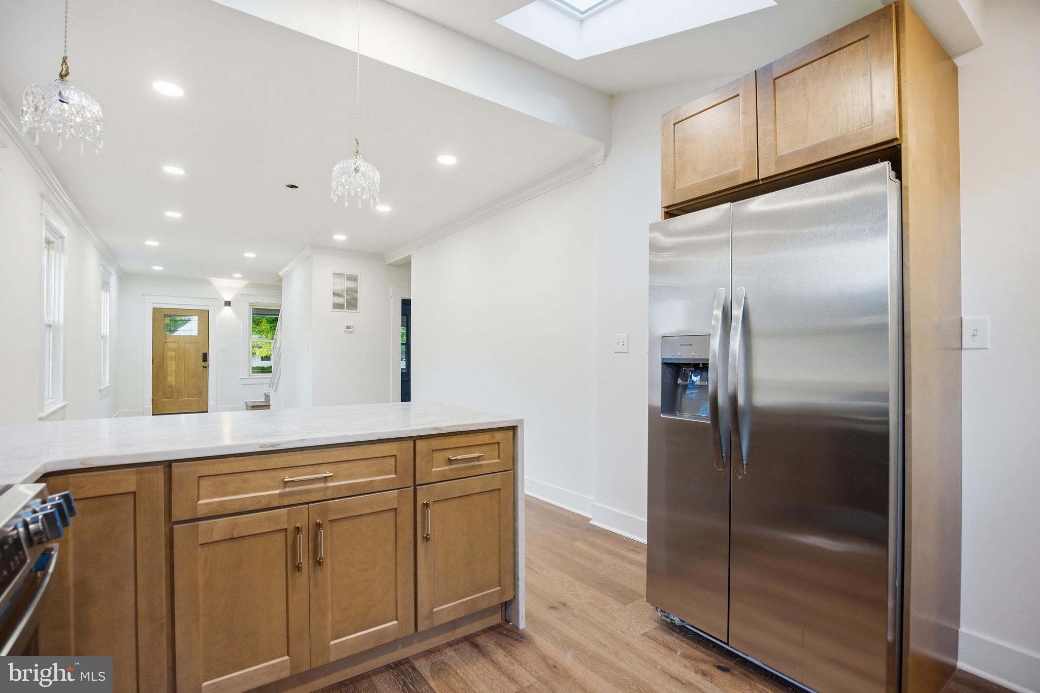 HAMILTON HILLS - Residential