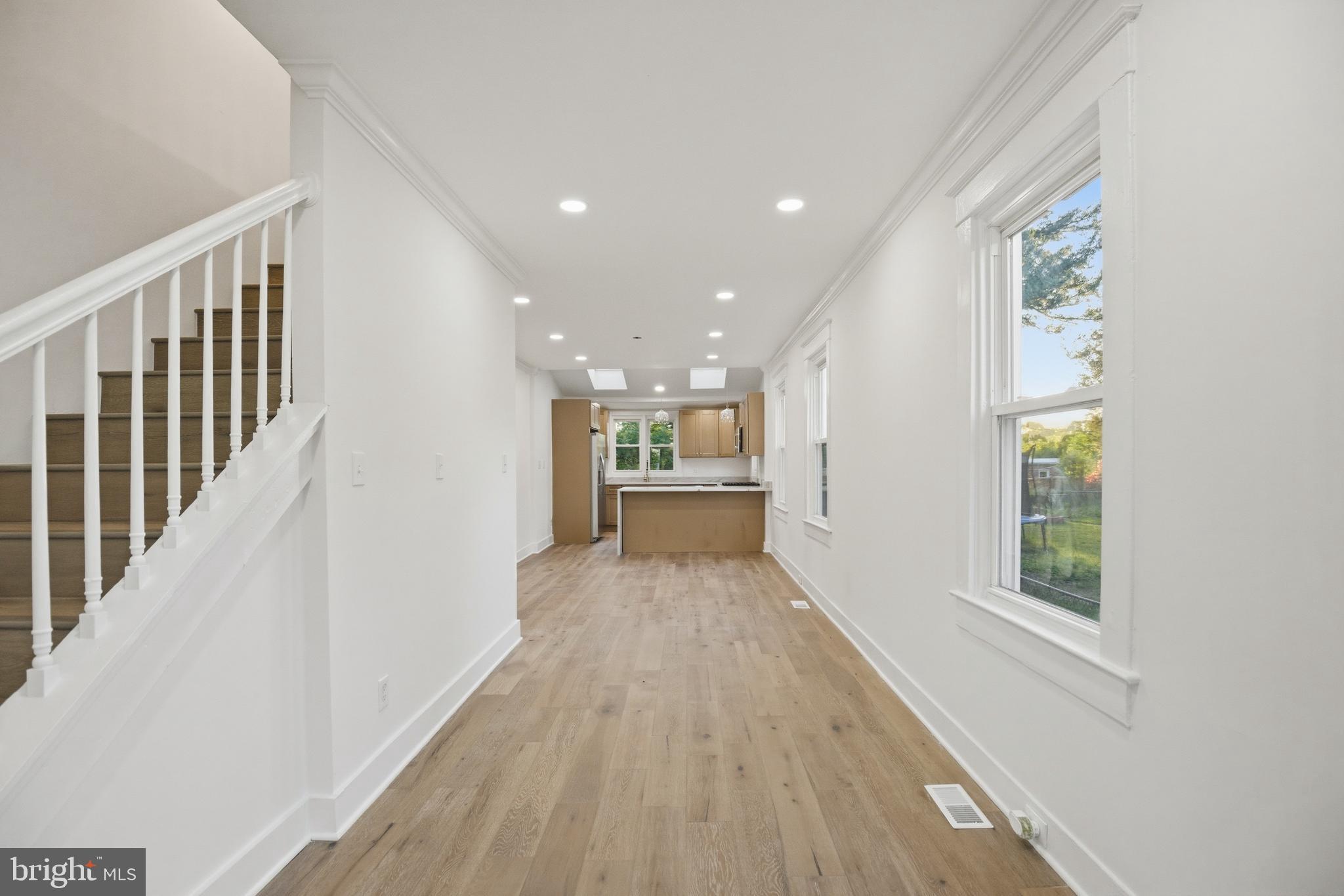 HAMILTON HILLS - Residential