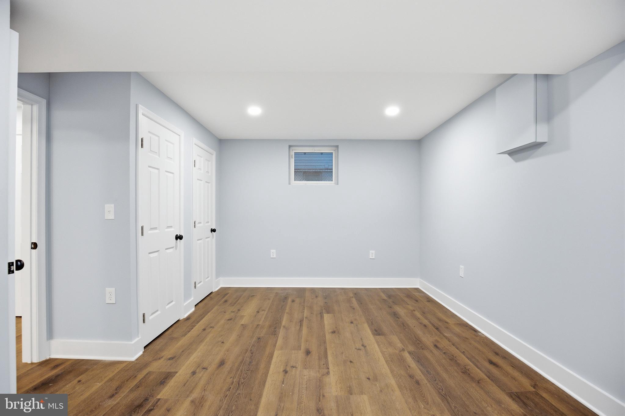 HAMILTON HILLS - Residential