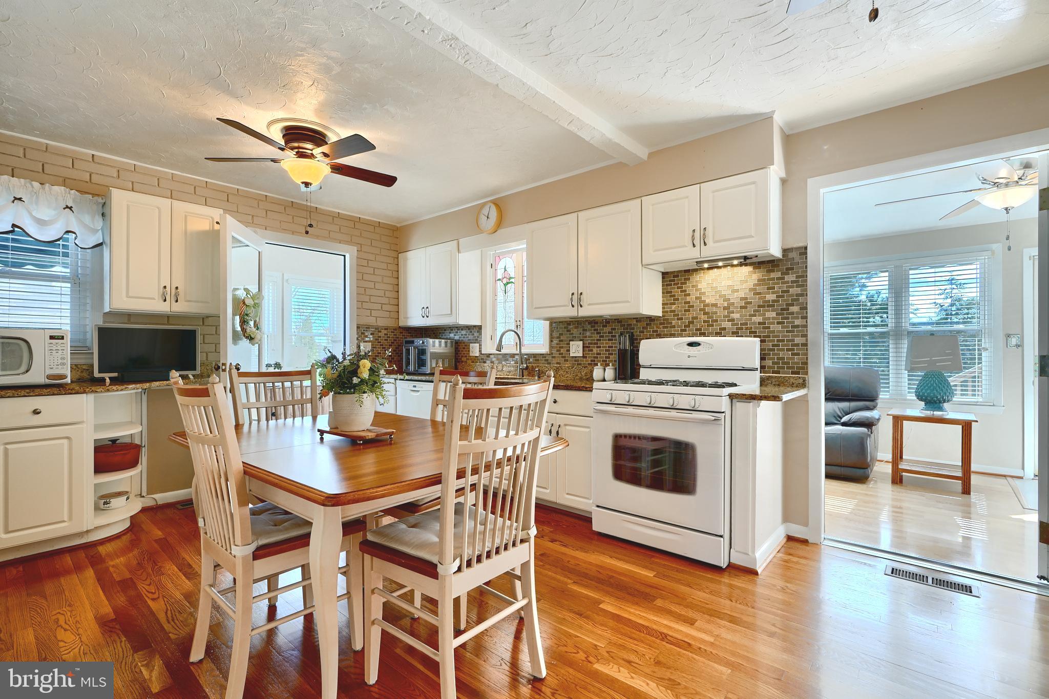 SILVERGATE VILLAGE - Residential