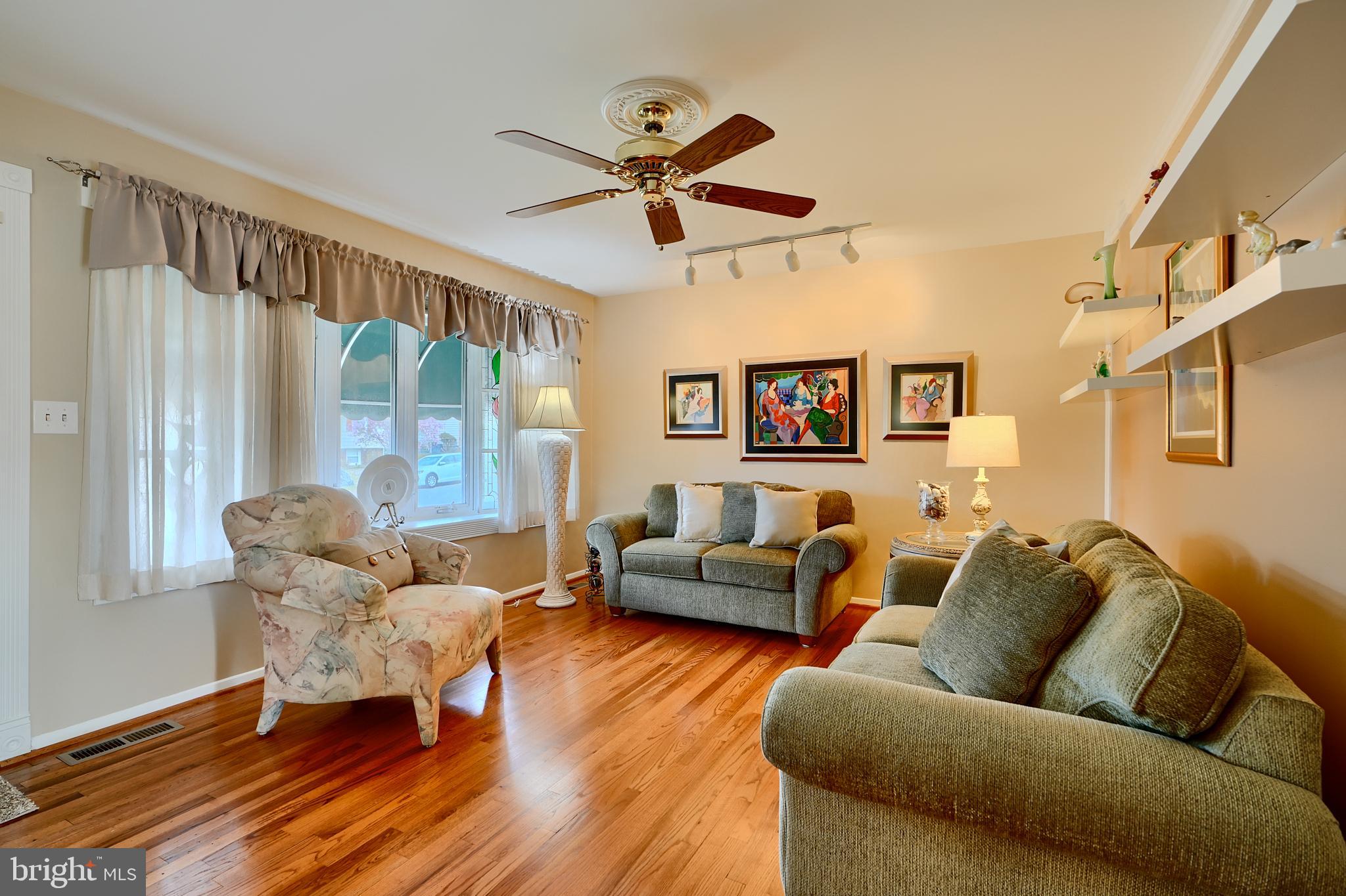 SILVERGATE VILLAGE - Residential