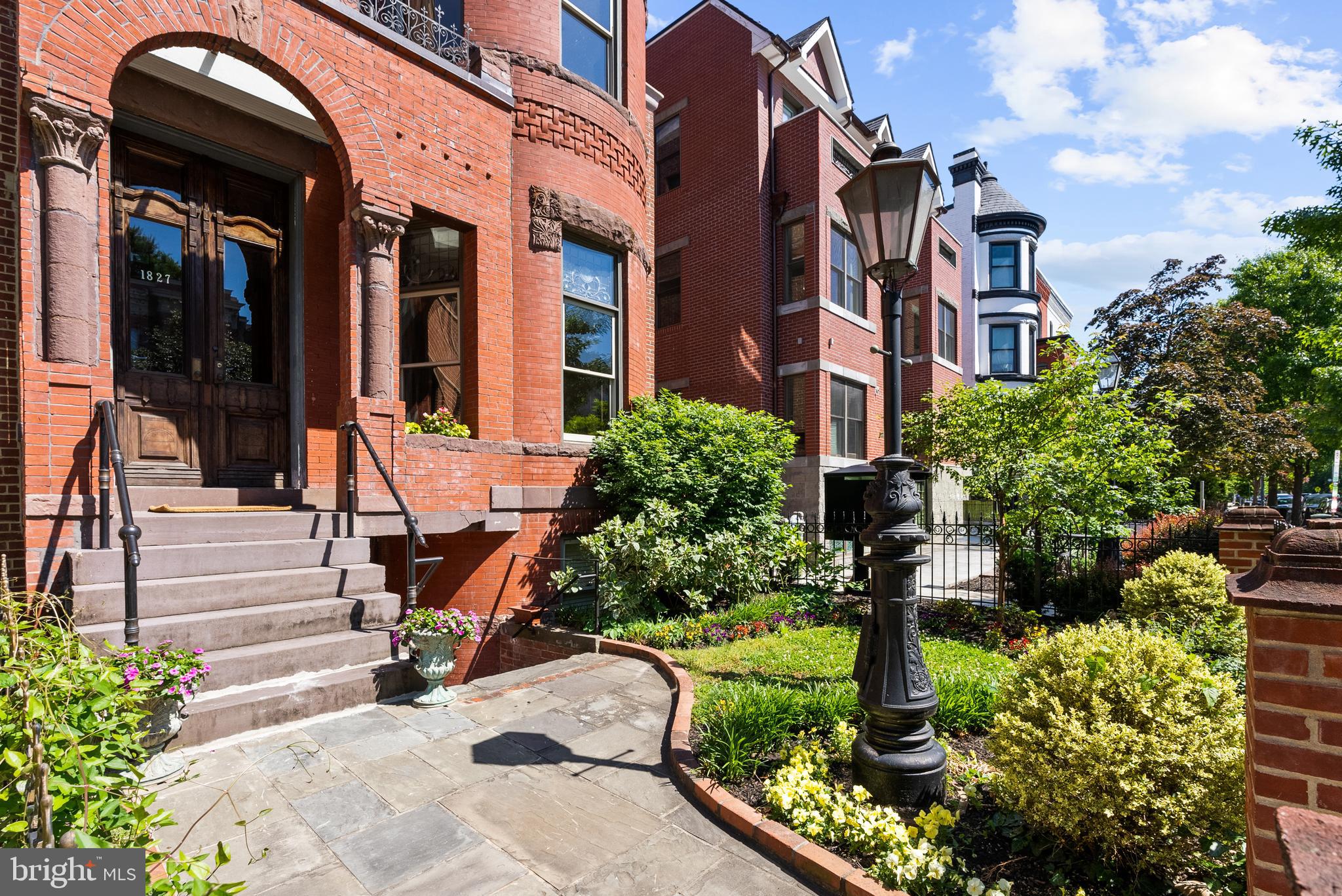 LOGAN CIRCLE - Residential