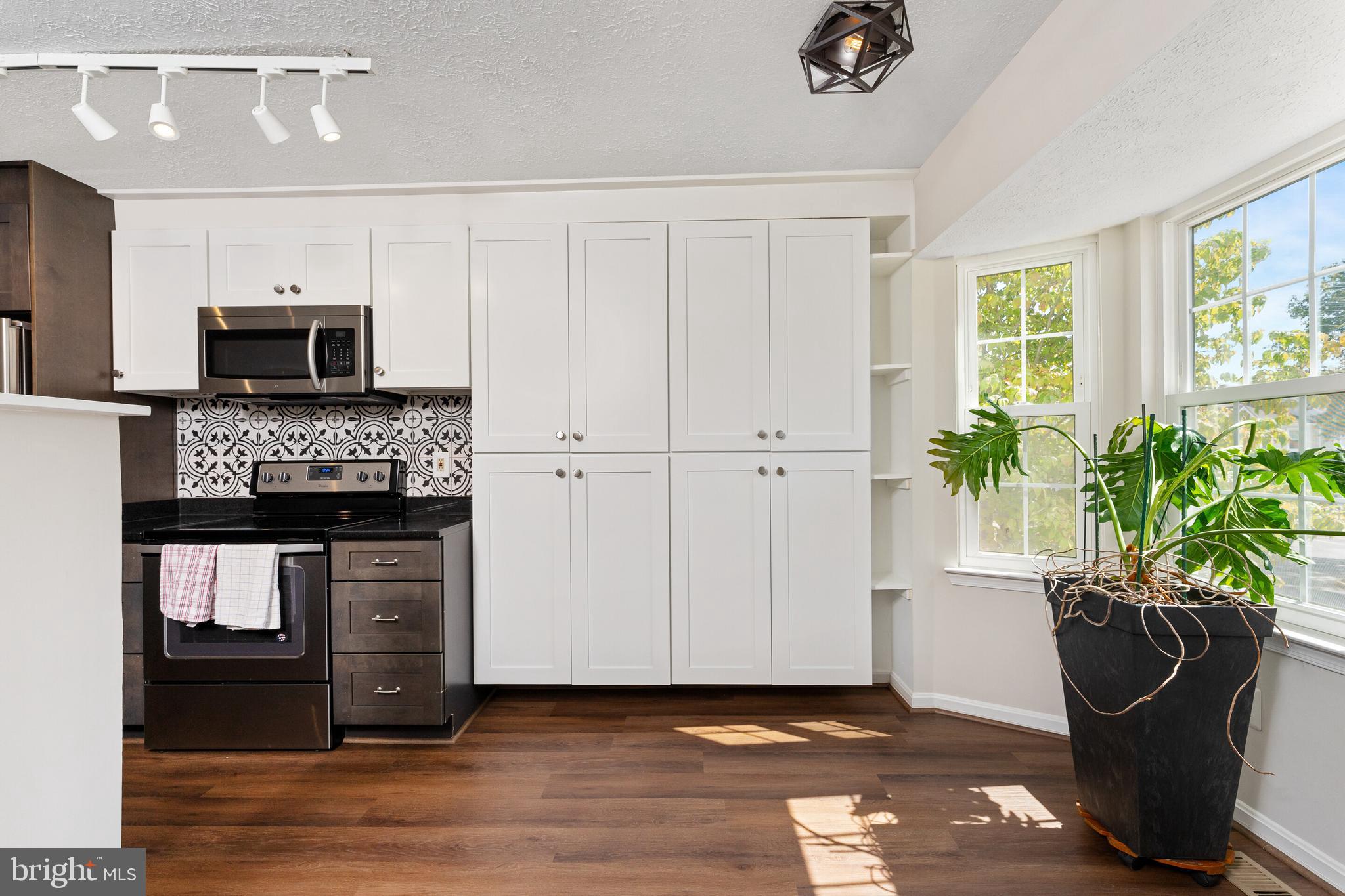 SINGLETONS GROVE - Residential