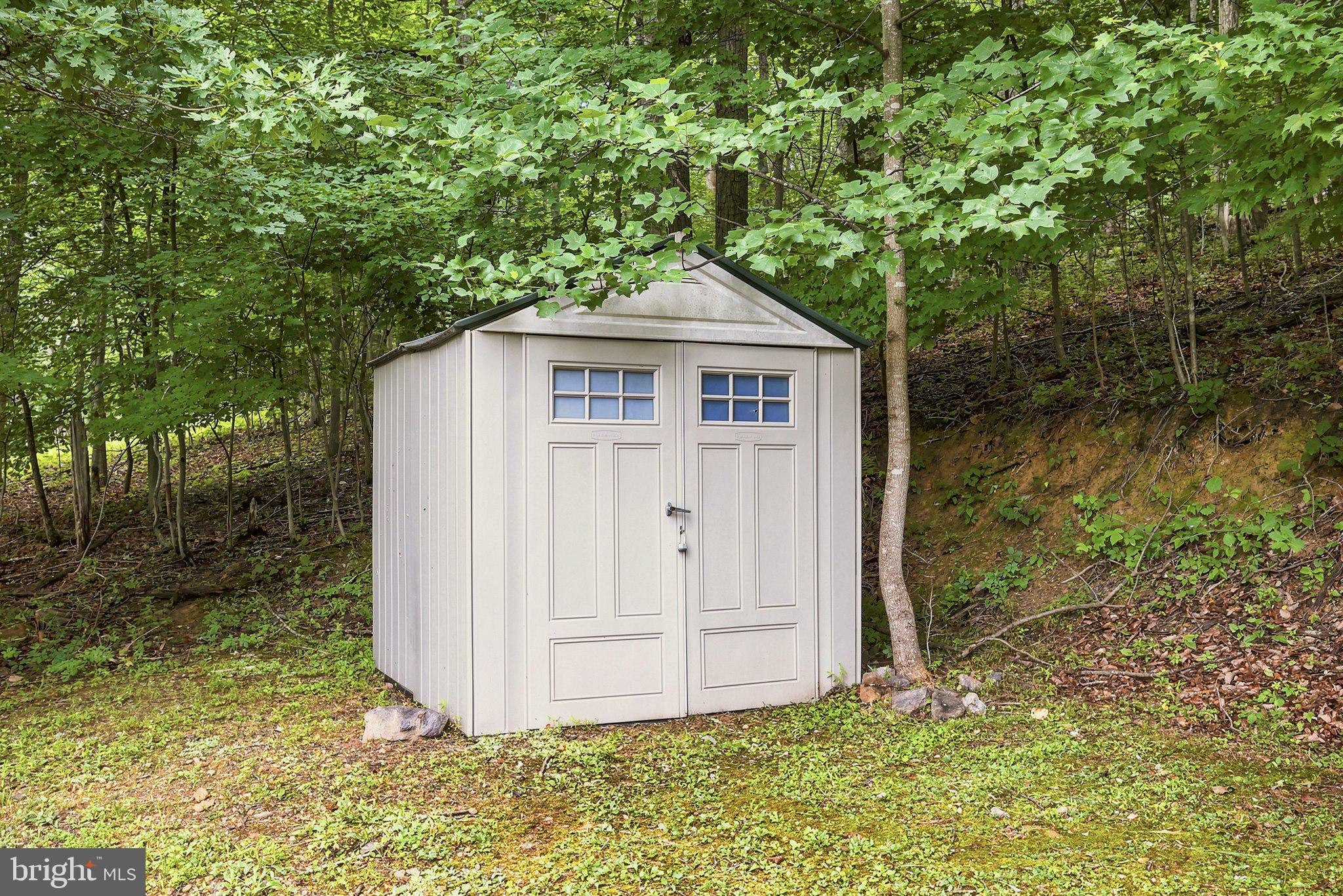 APPLE MT LAKE - Residential