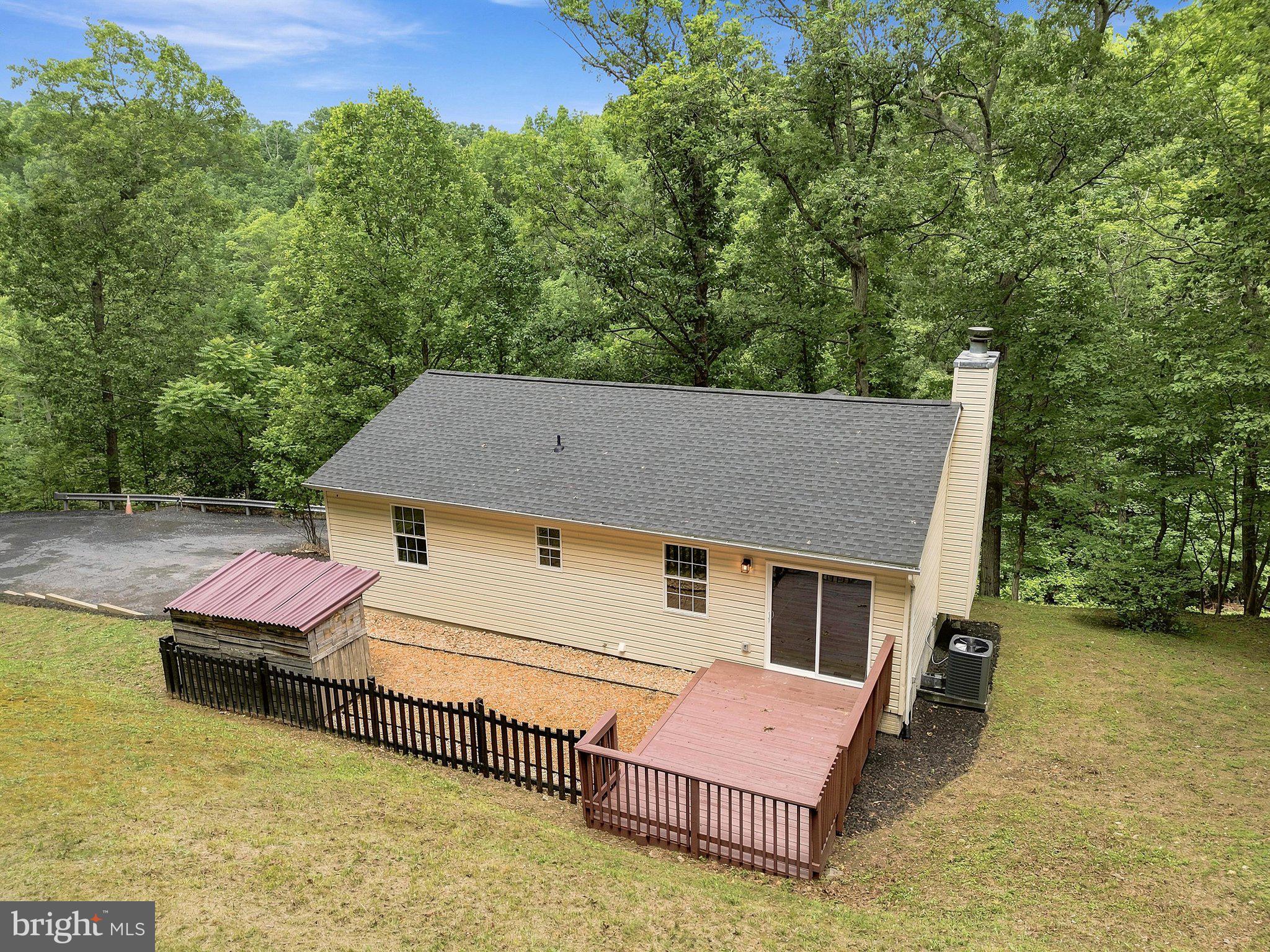 APPLE MT LAKE - Residential