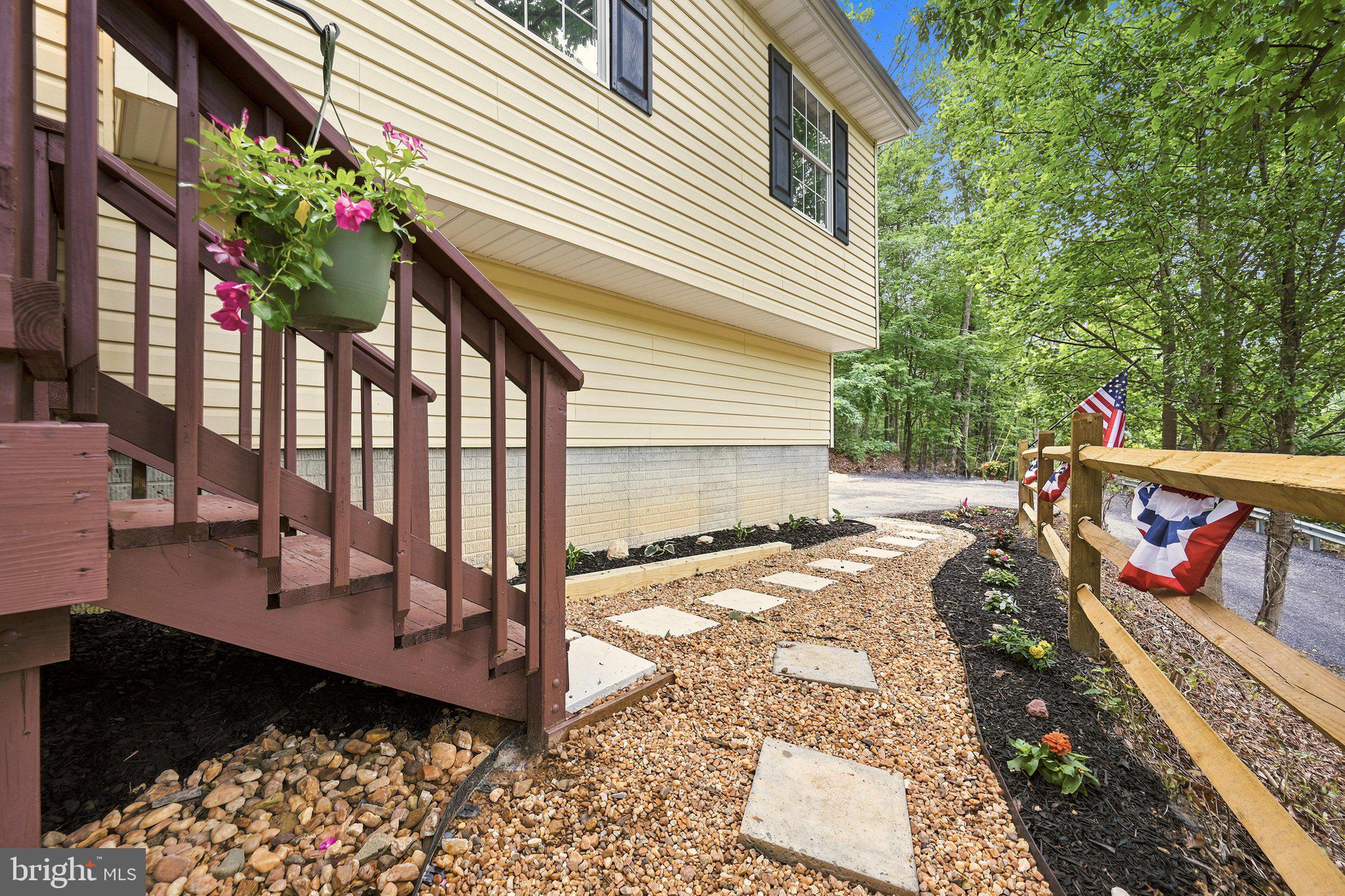 APPLE MT LAKE - Residential